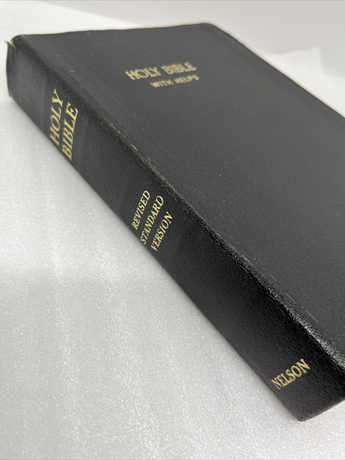 Thomas Nelson 1952 Holy Bible with Helps Revised Standard Version Bonded Leather