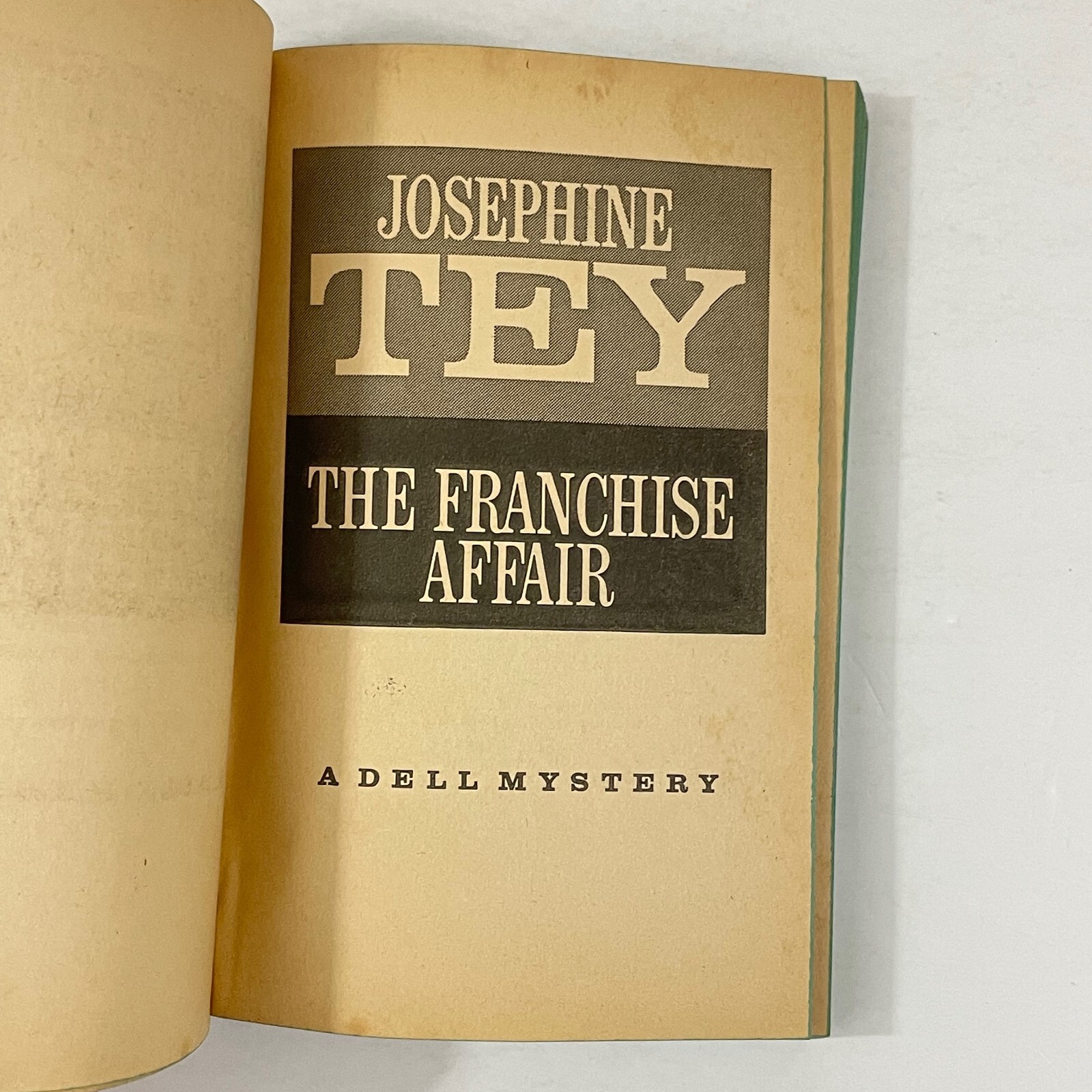 Josephine Tey ; THE FRANCHISE AFFAIR vtg 1st PB print 1965 Dell 2716