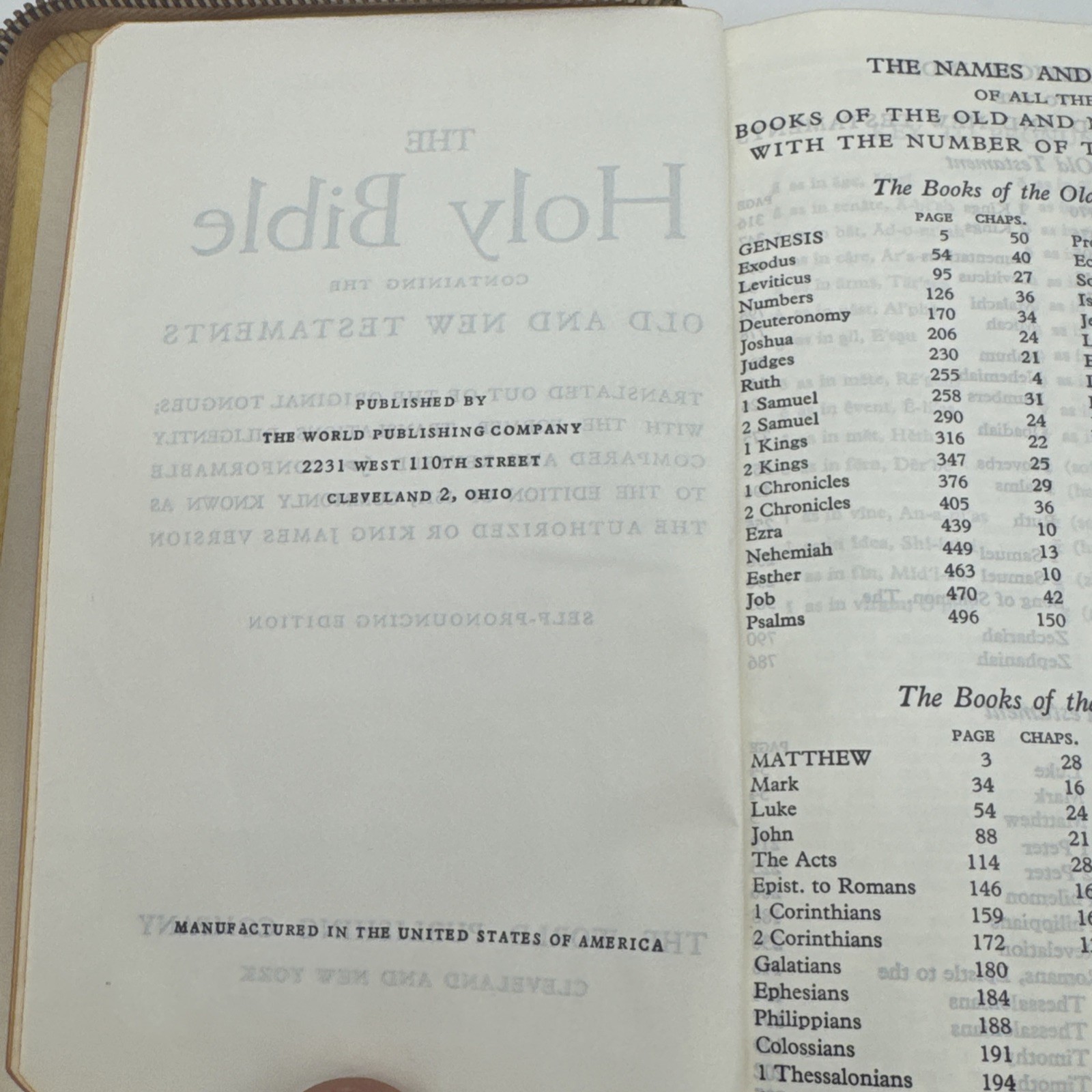 VTG 1950s KJV Holy Bible Illustrated Edition White With Zipper And Cross Charm