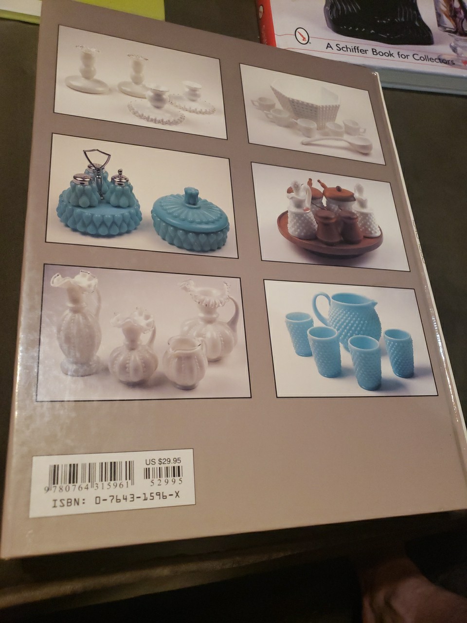 Lot Of 3 Books On Vintage And Collectible Glass