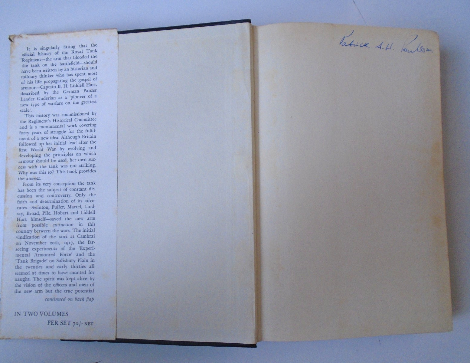 The Tanks Volume I 1914-1939 B. H. Liddell Hart – 1959 VG Condition Dust Jacket