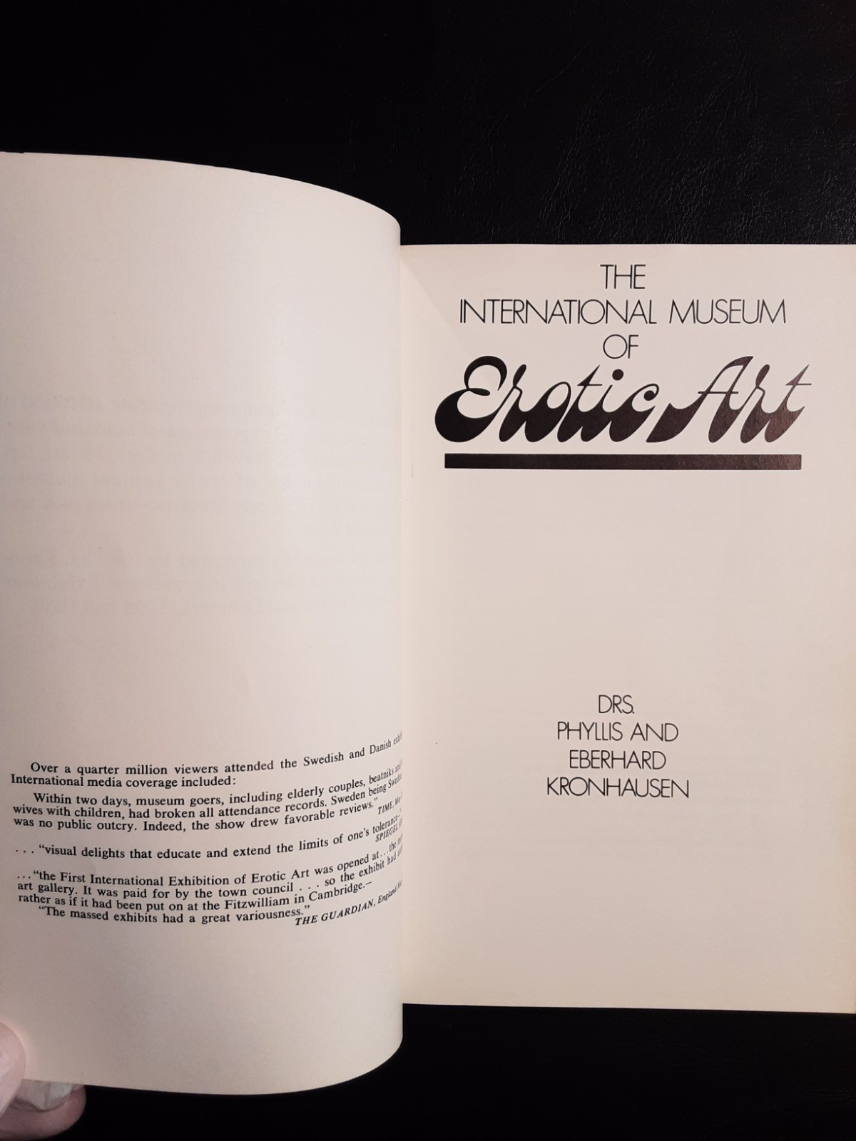 International Museum of Erotic Art book / Kronhausen