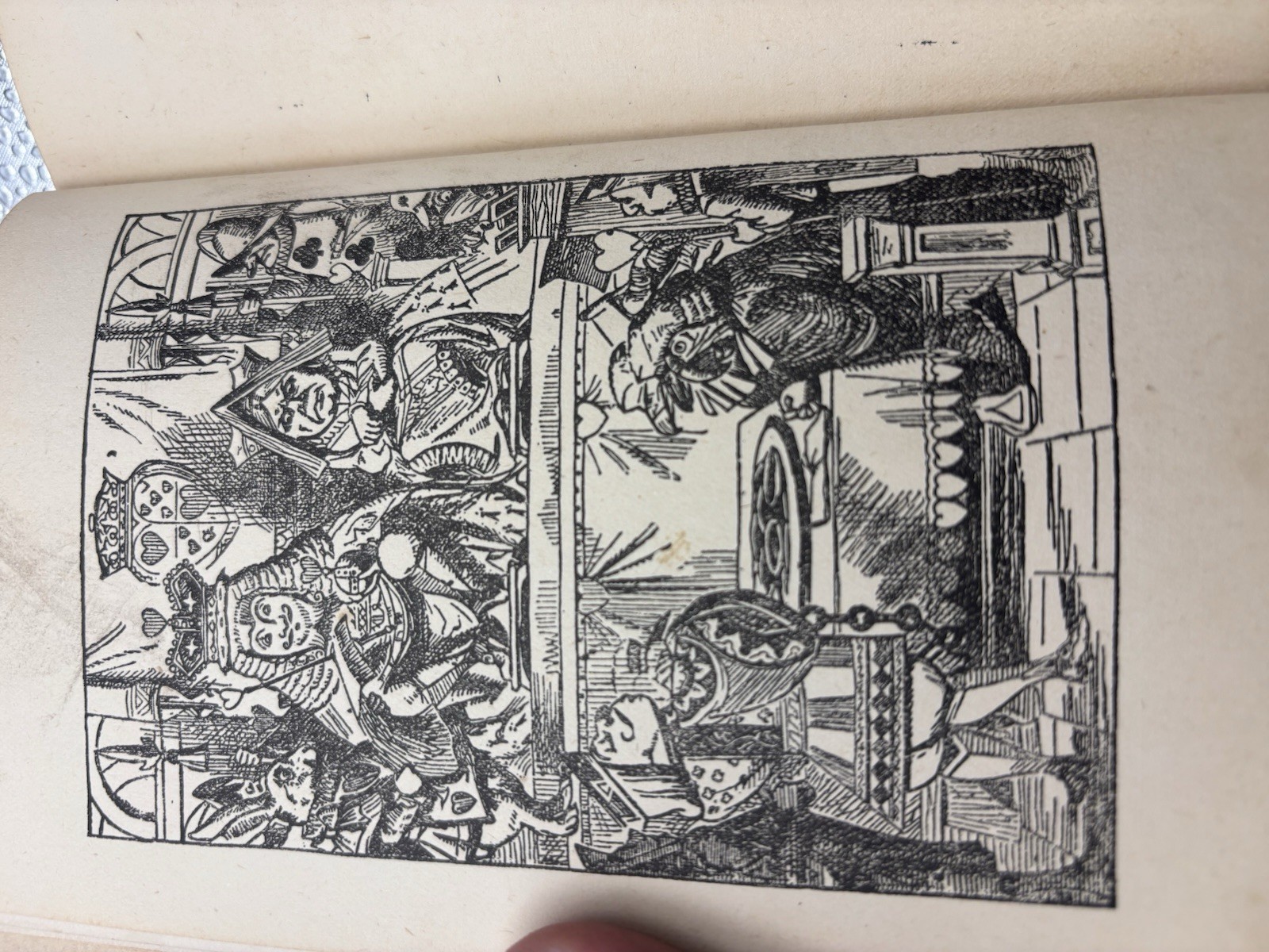 Lewis Carroll Alice’s Adventures in Wonderland 1901 La Belle Fleur series