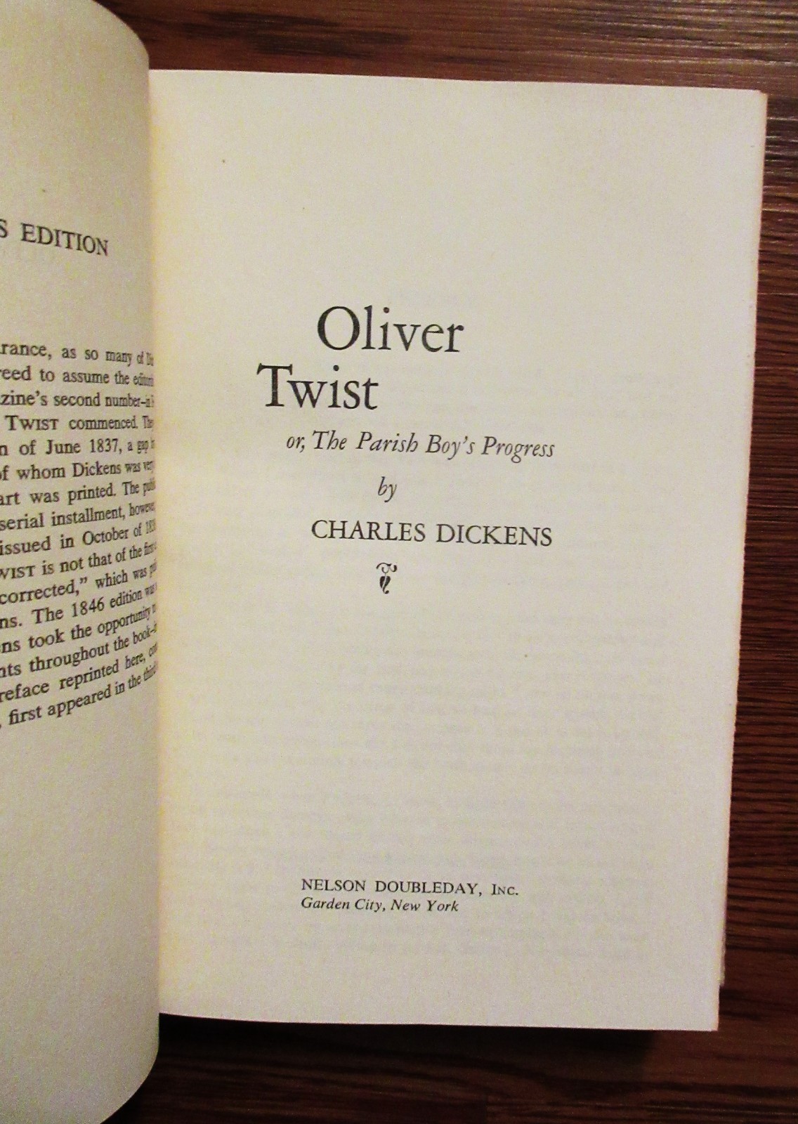 Set of 4 Vintage Charles Dickens Book Classics Hardcover Nelson Doubleday GOOD