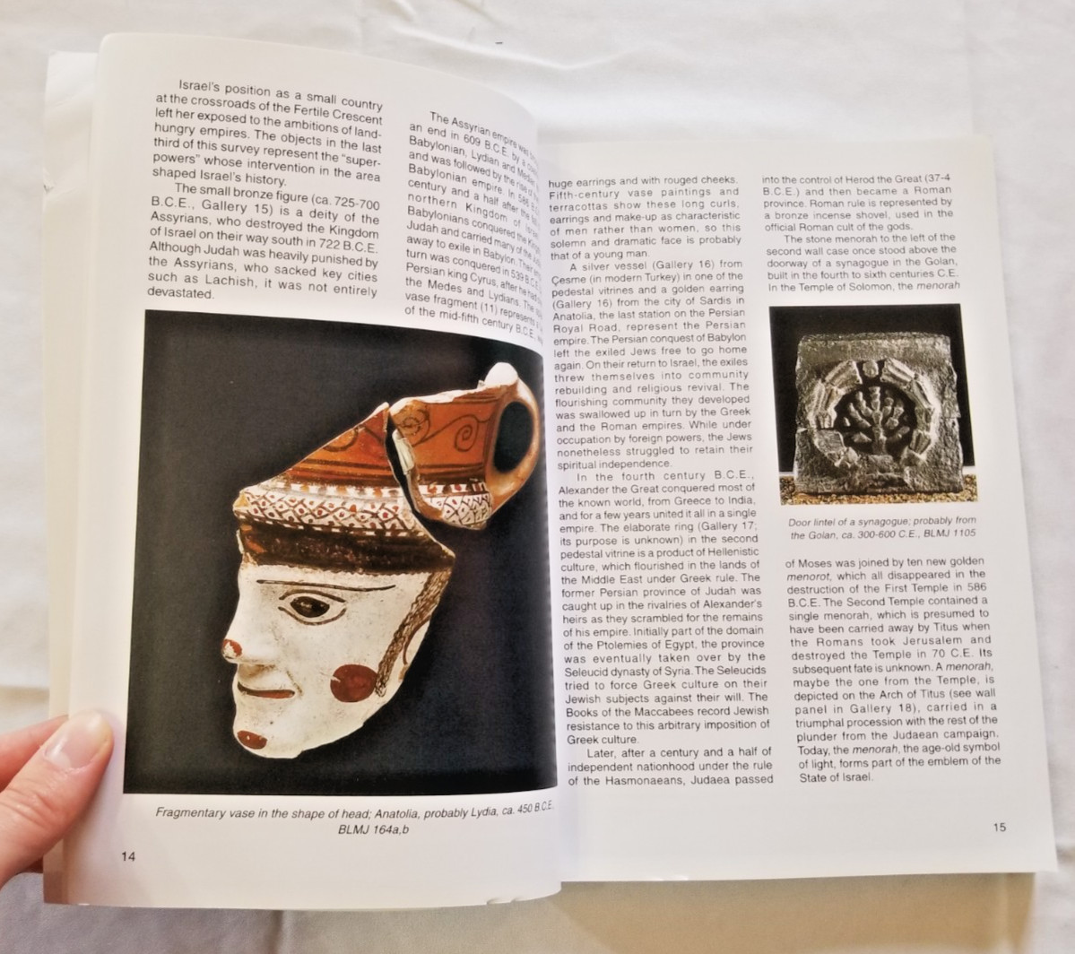 Bible Lands Museum Jerusalem GUIDE TO THE COLLECTION Third Revised Edition 2002