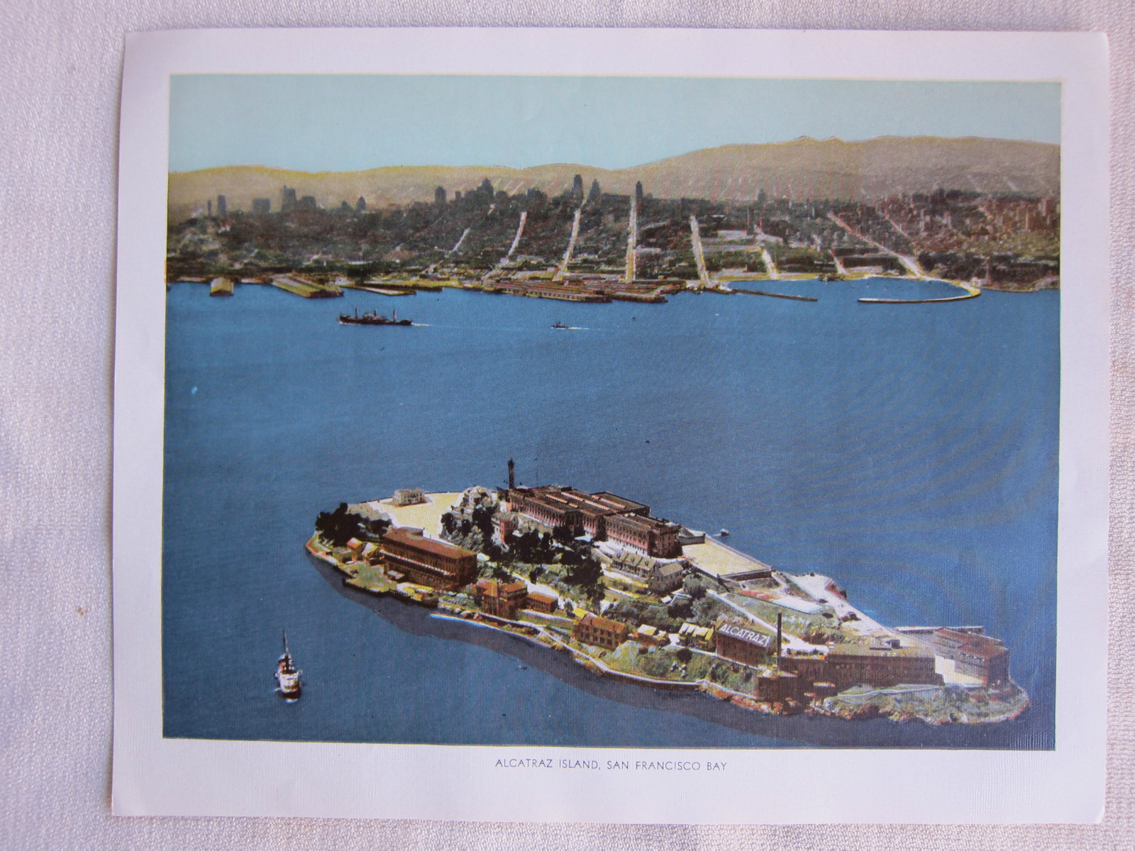 Old Pages with 16 Pictures Glamorous San Francisco in Color 1944 GC
