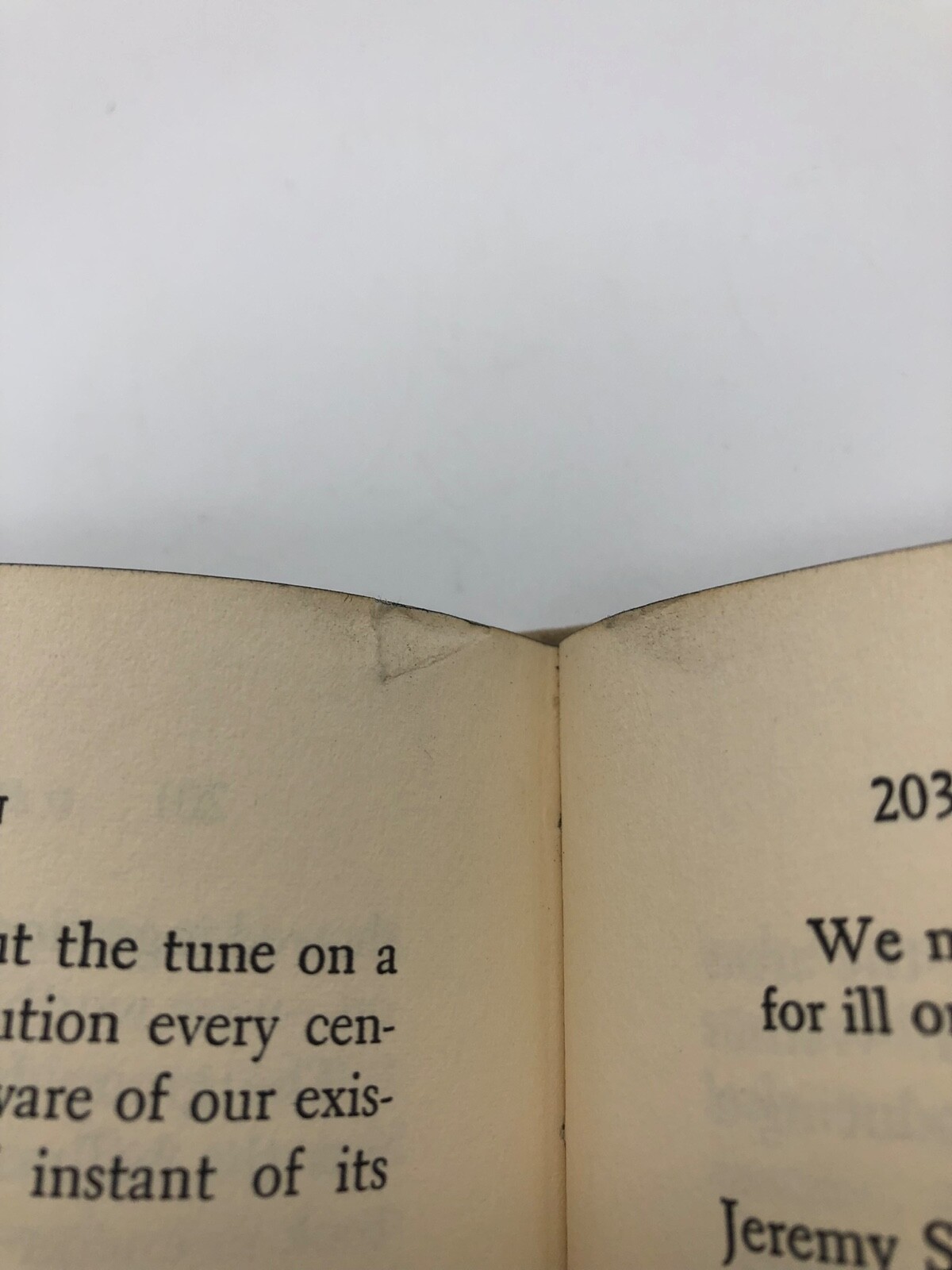 Vintage THE ANDROMEDA STRAIN Novel by: Michael Crichton 1969