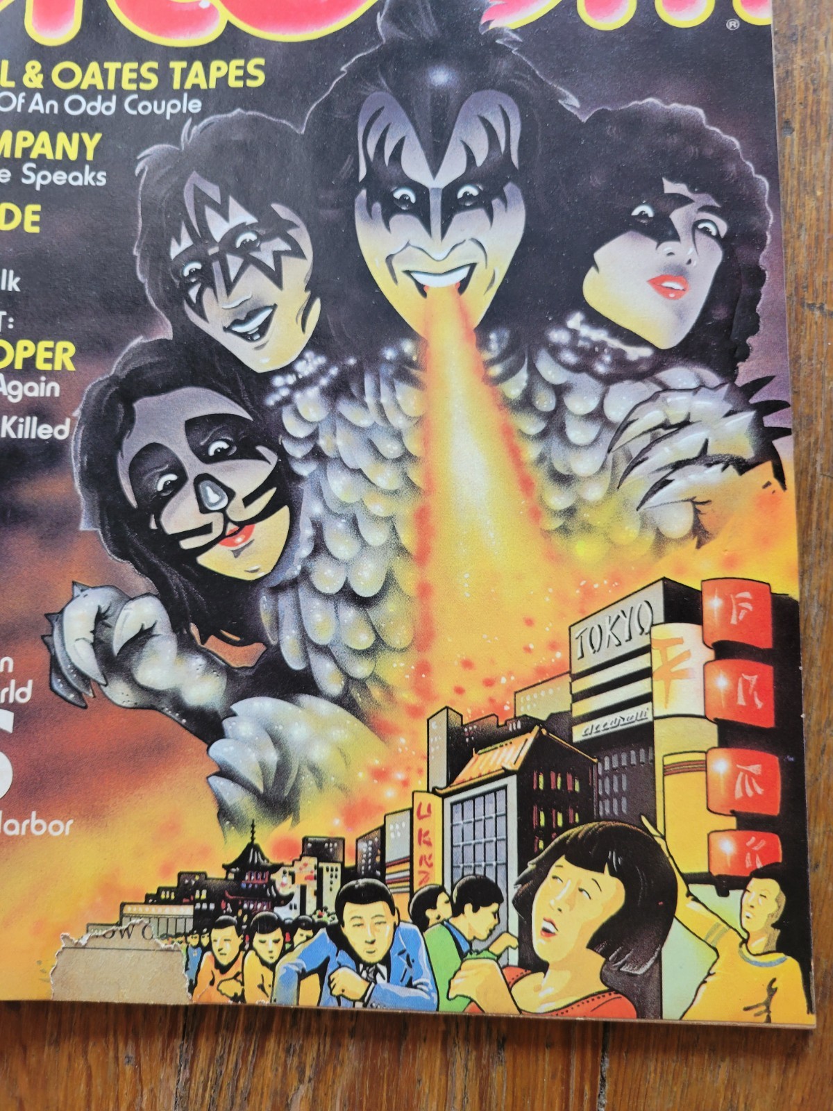 Creem Magazine, Aug 1977, Kiss, Bad Company, Alice Cooper, Hall & Oates, Beatles