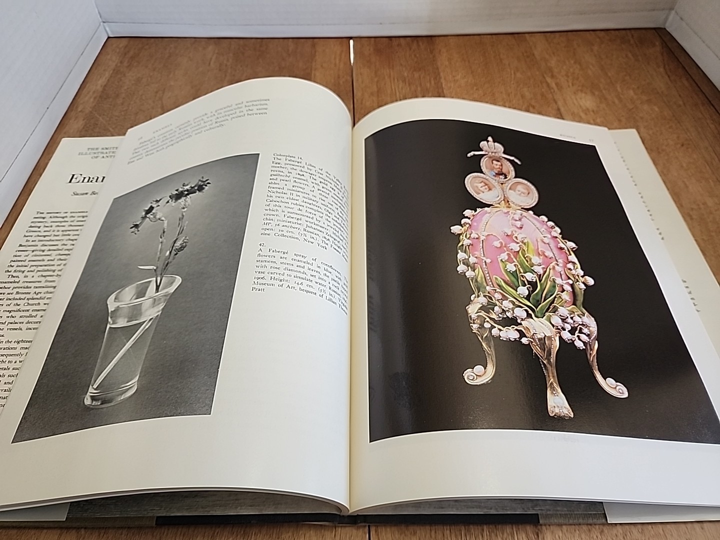 1983 Vintage Book Enamels The Smithsonian Illustrated Library of Antiques