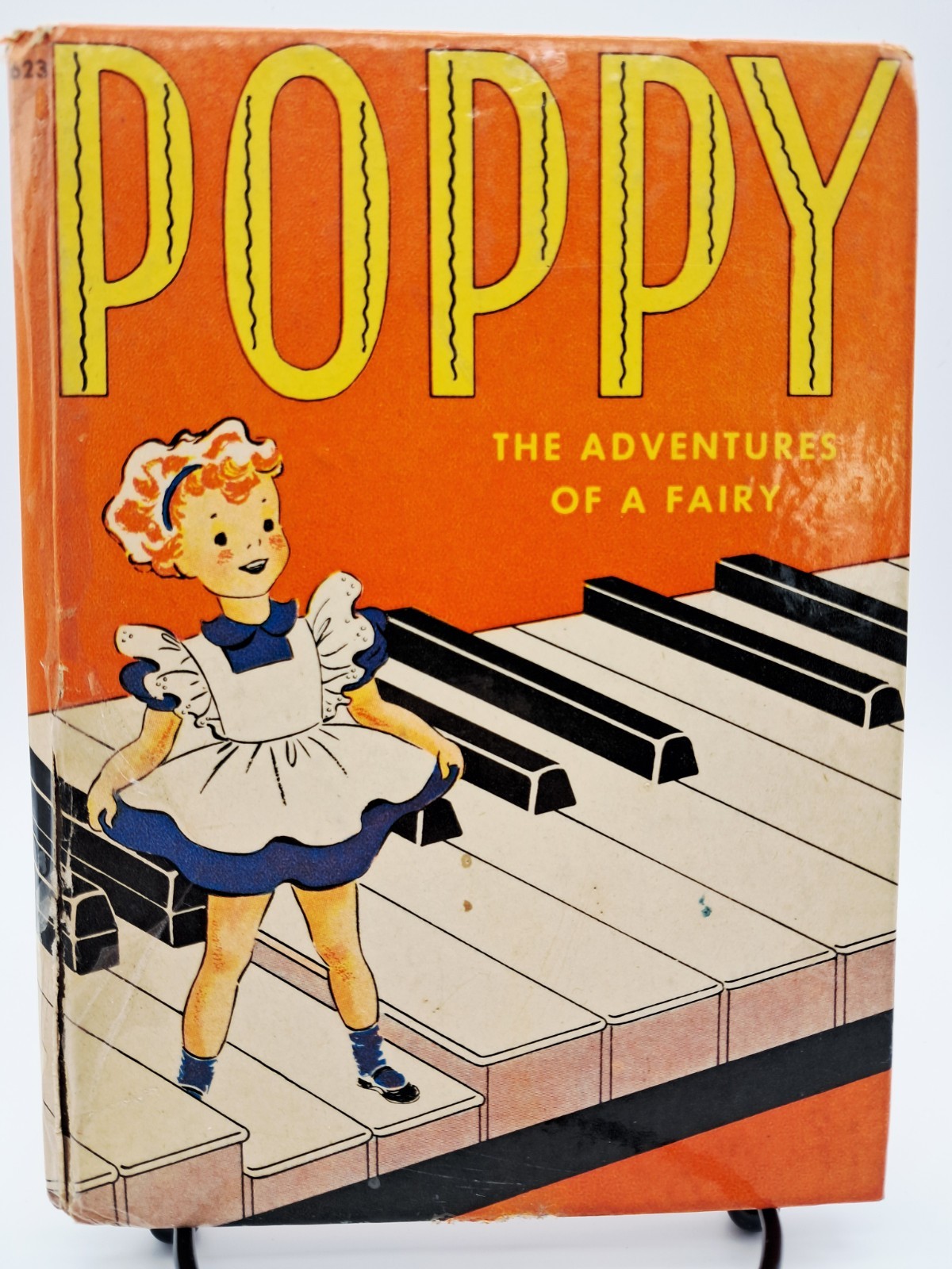 Rand McNally Poppy Adventures of a Fairy Illustrated Hardcover Anne Pérez-Guerra