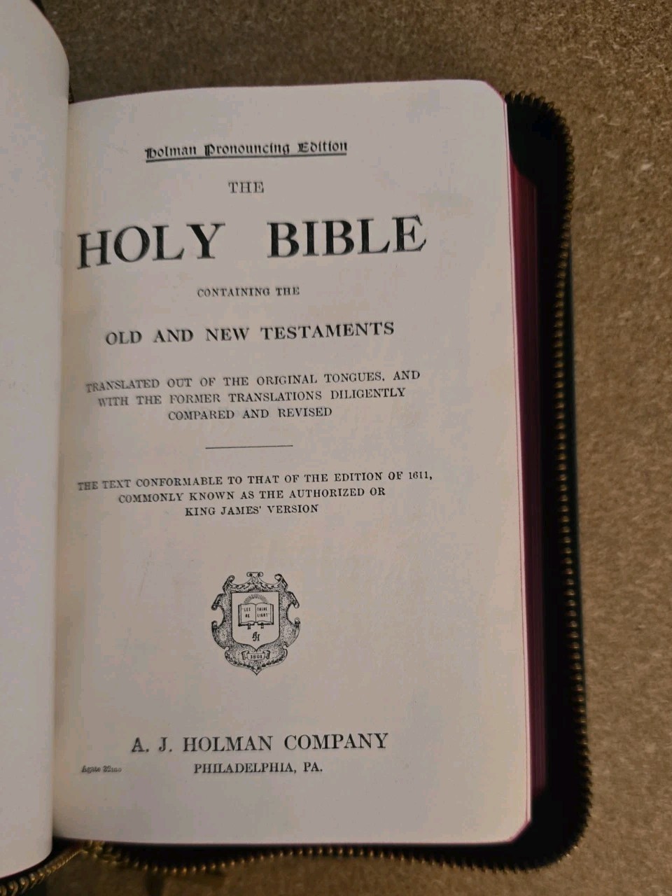 Holman Bible Vintage Compact Zipper KJV Black In Original Box 5200Z Illustrated