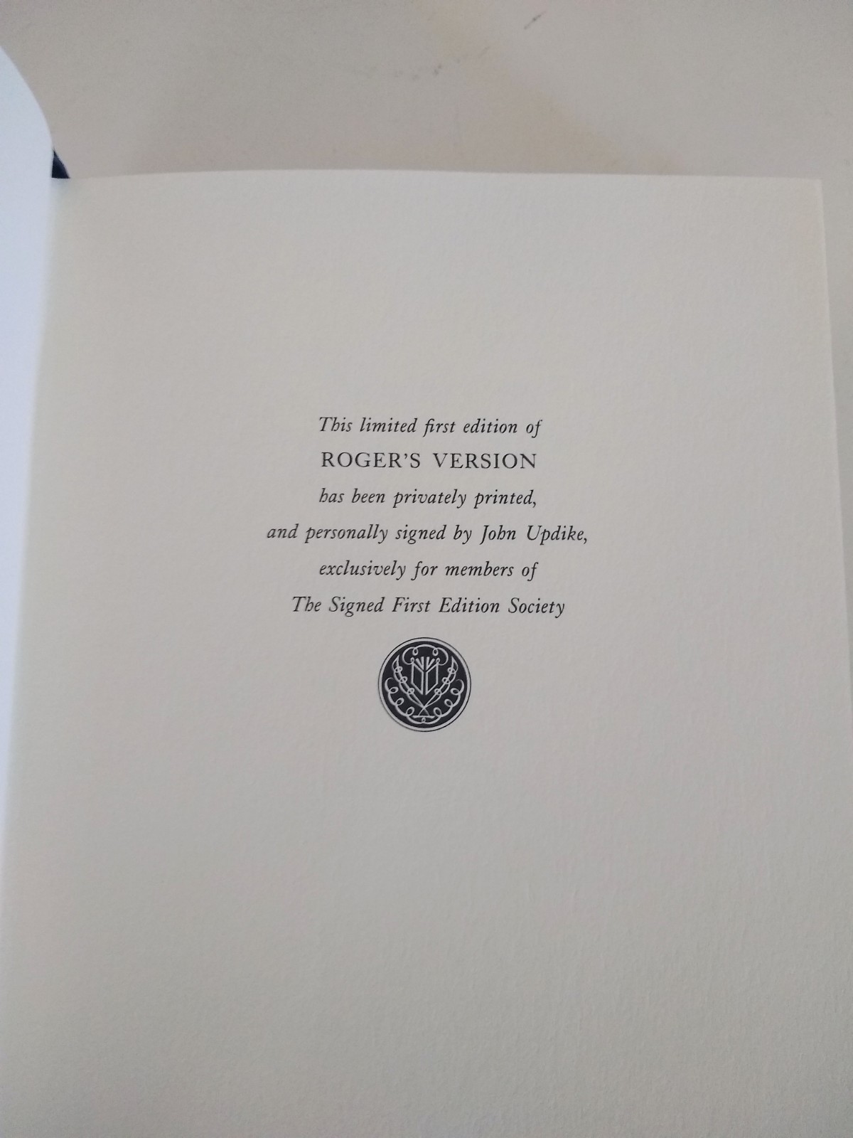 ROGER’S VERSION HARDCOVER JOHN UPDIKE FRANKLIN LIBRARY SIGNED FIRST EDITION 🔥
