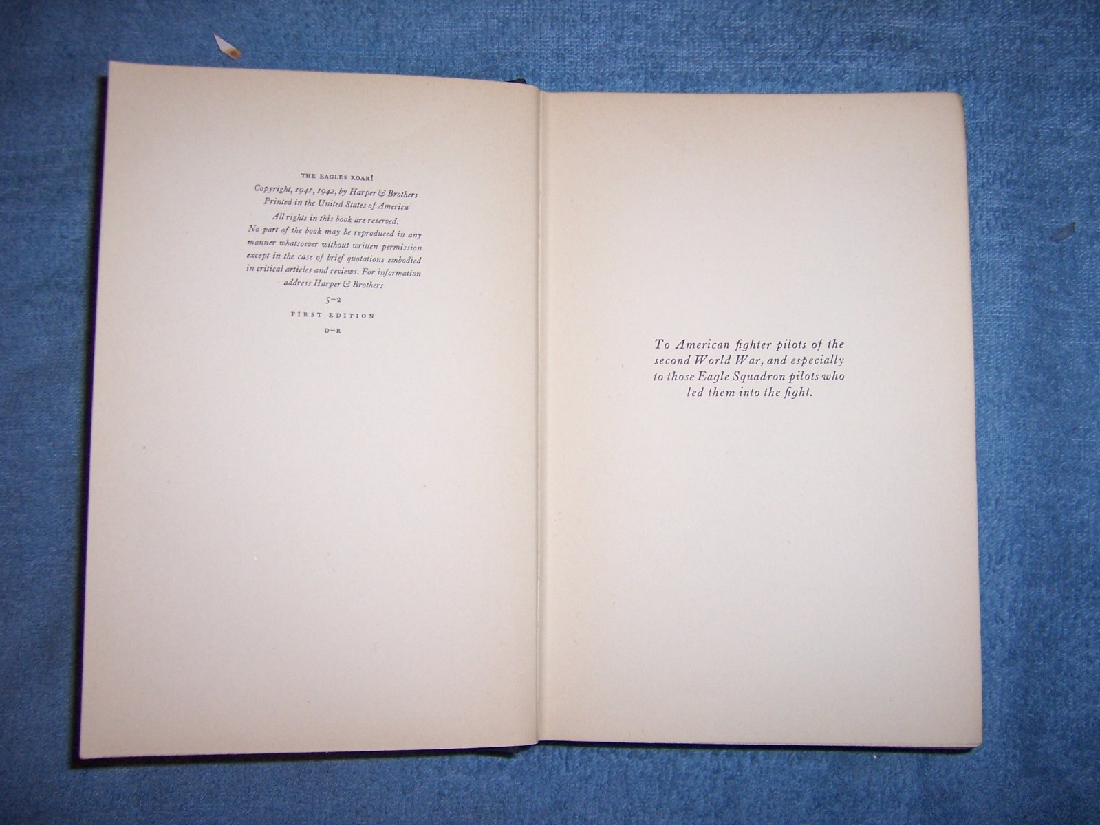 THE EAGLES ROAR! by Byron Kennerly/1st Ed/HCDJ/Military/WWII 1939-45