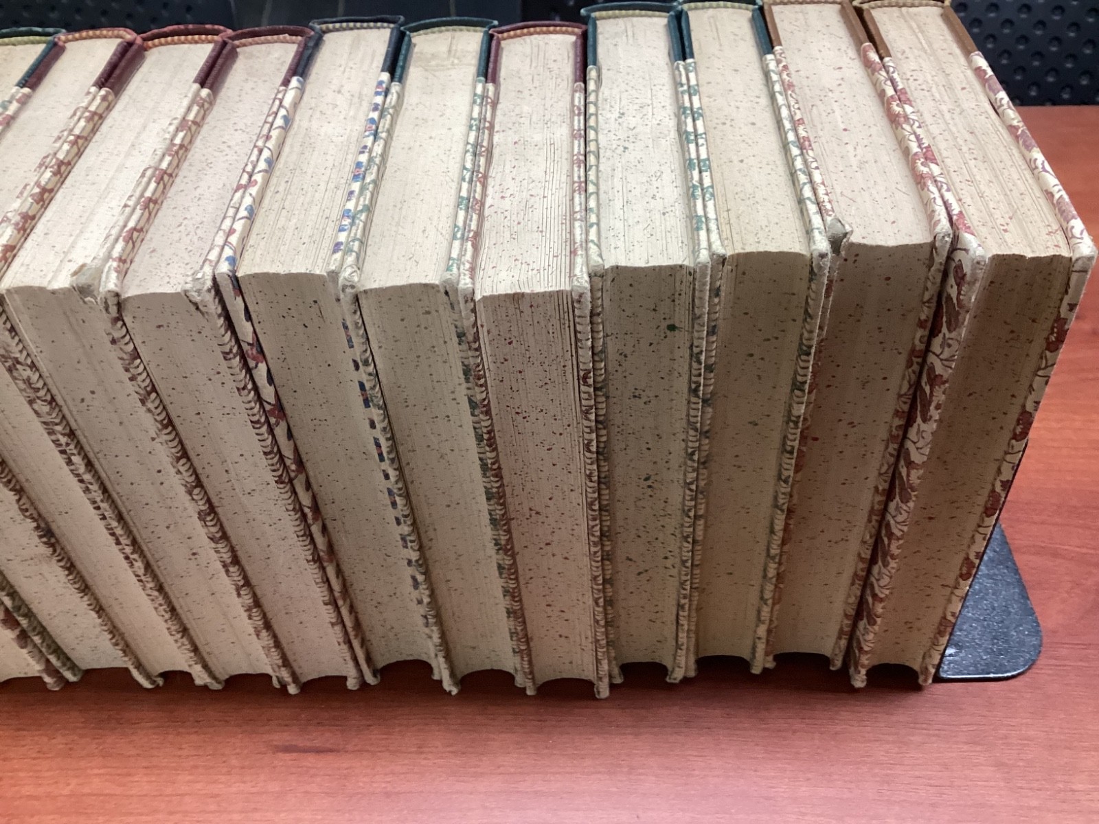 POCKET BOOKS COLLECTORS EDITION Lot of 29
