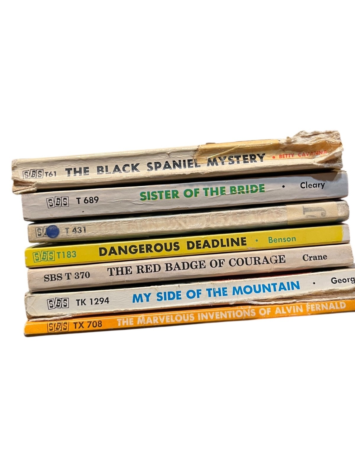 Lot of 7 Vintage Classic Literature Mixed Authors – Red Badge Courage Mountain