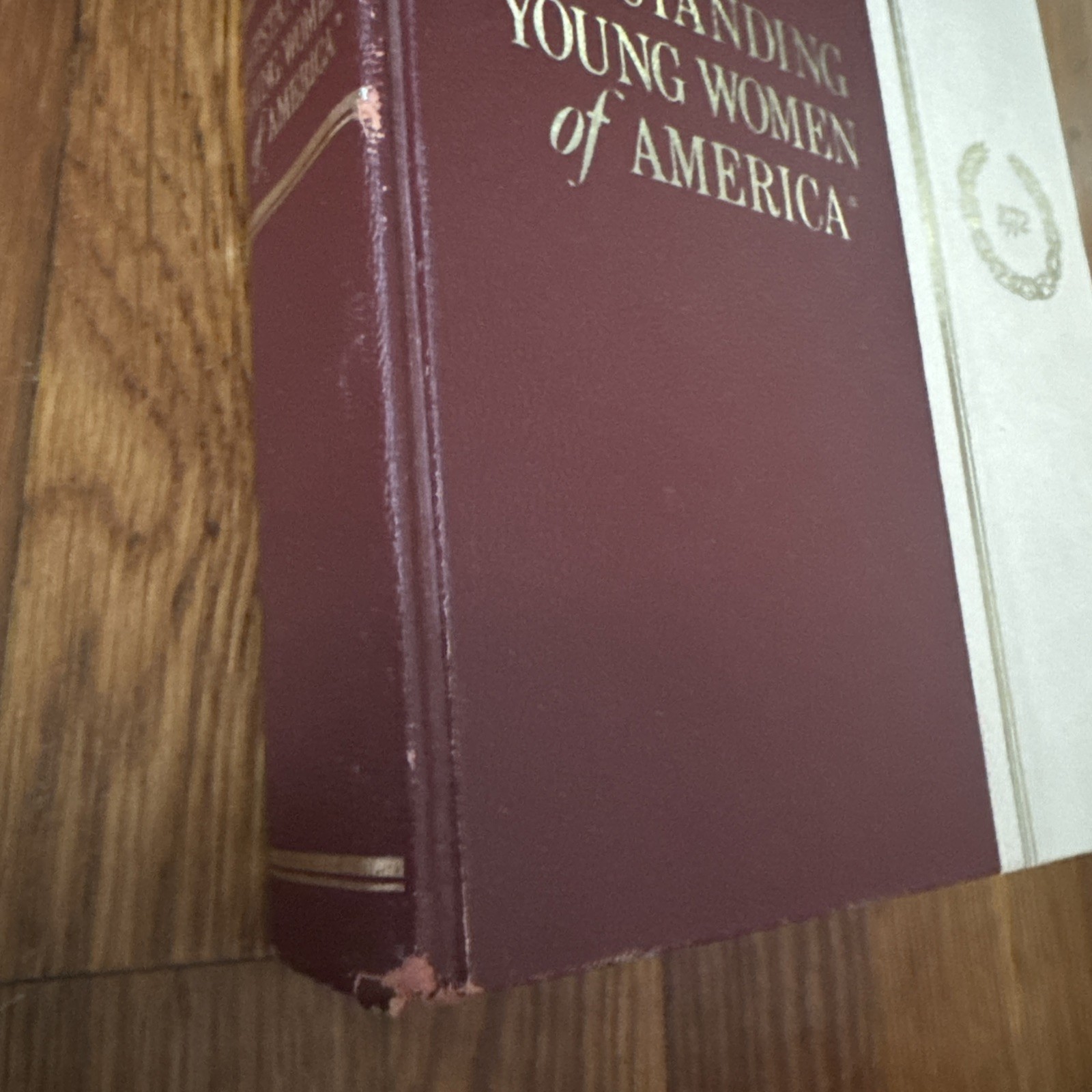 Outstanding Young Women Of America 1972 Hardback Historical Late Midcentury Book