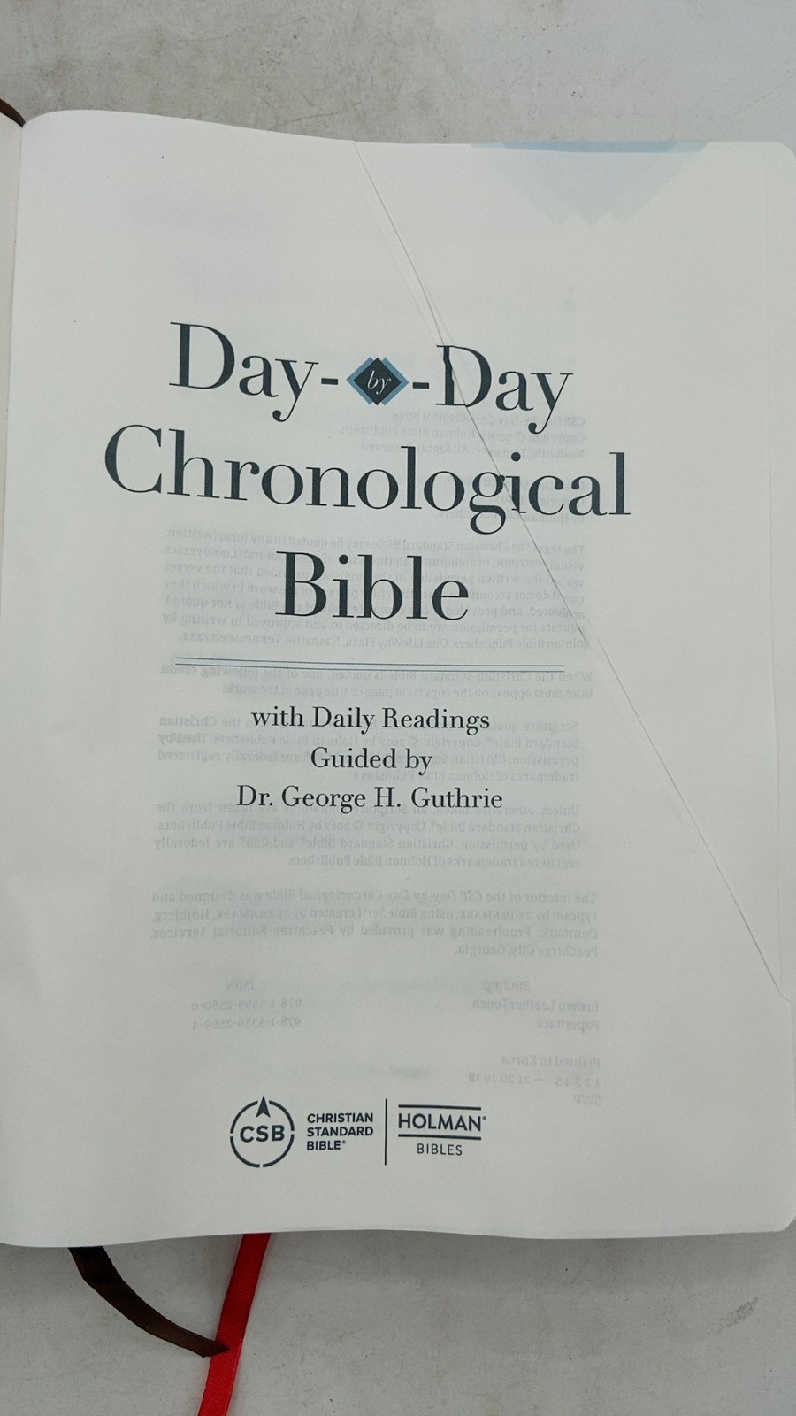 Day-by-Day Chronological Bible Dr. George H. Guthrie Hardcover 2018