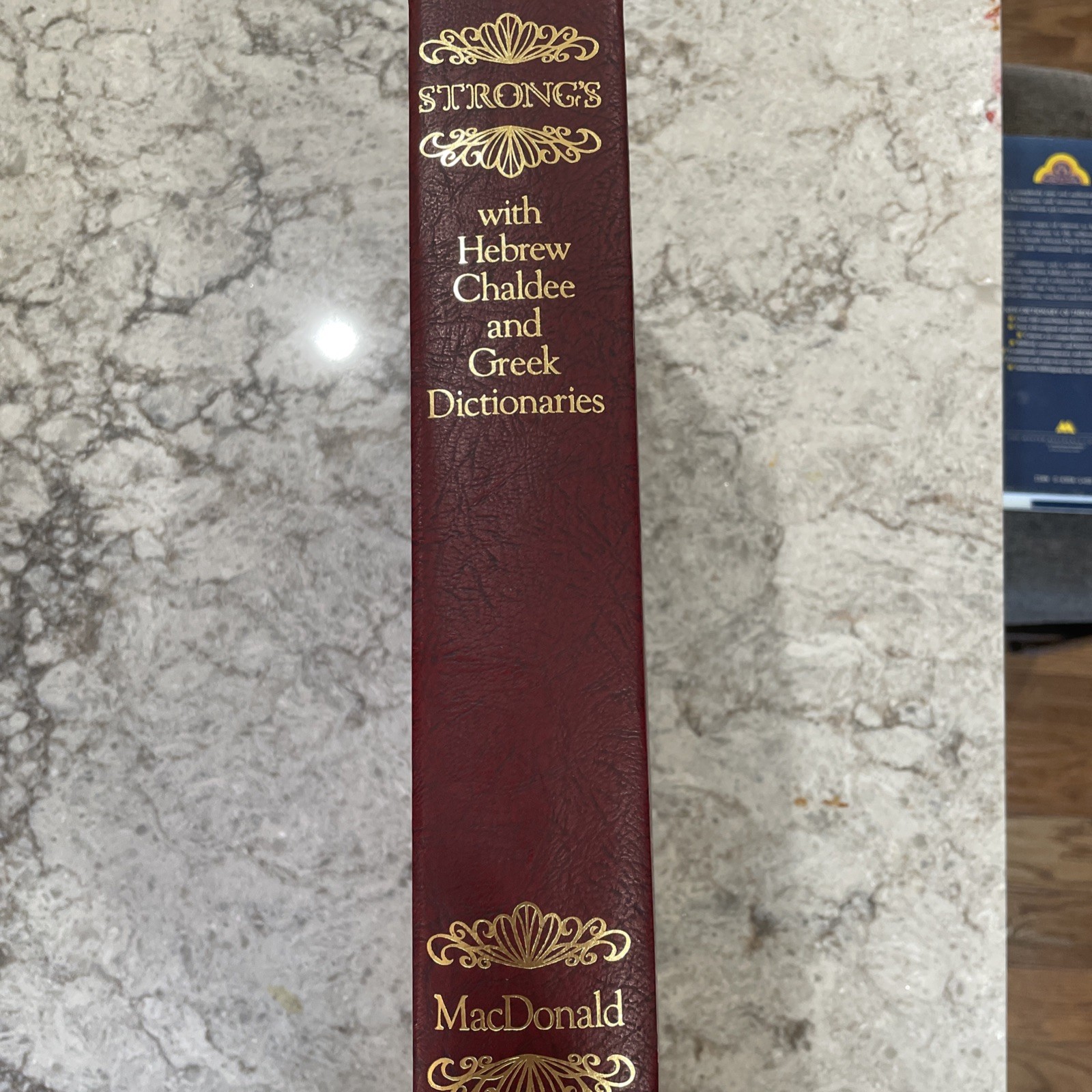 Strong Exhaustive Concordance Of The Bible – Macdonald Publishing 1980 Like New