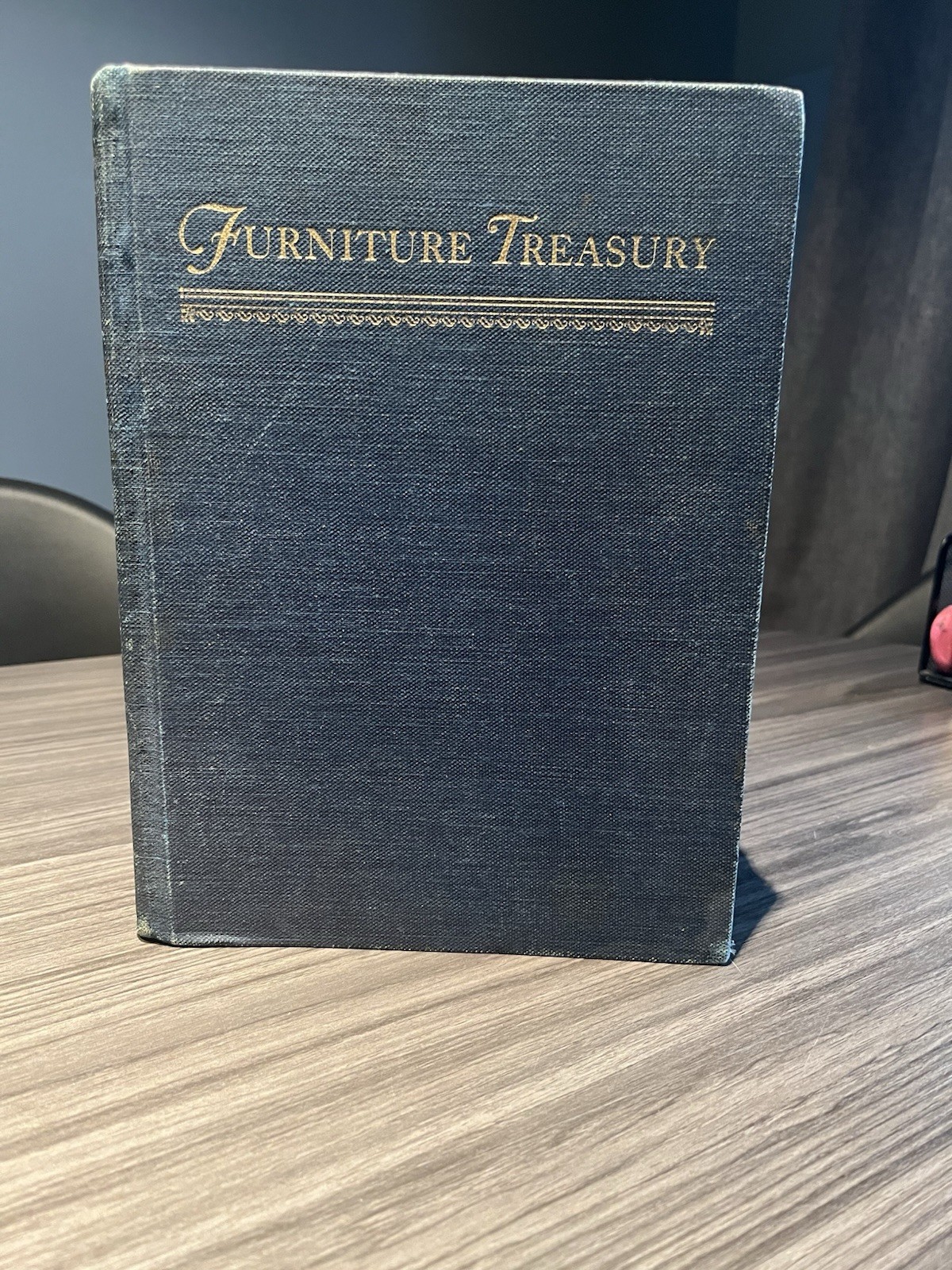 Furniture Treasury by Wallace Nutting – 5000 Illustrations – 1961 – Vintage HC