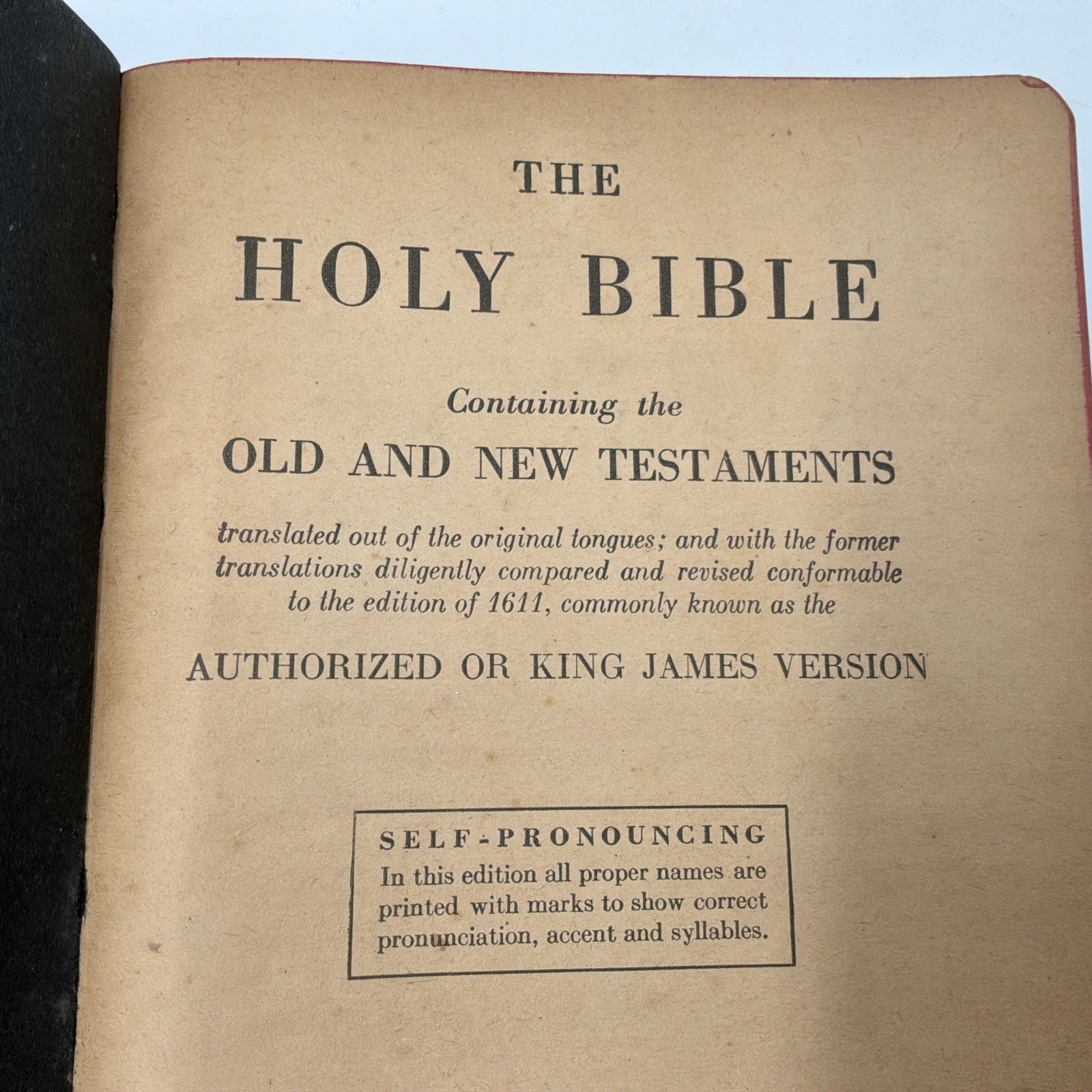 1950’s Holy Bible Self-Pronouncing King James Version Whitman Publishing Co