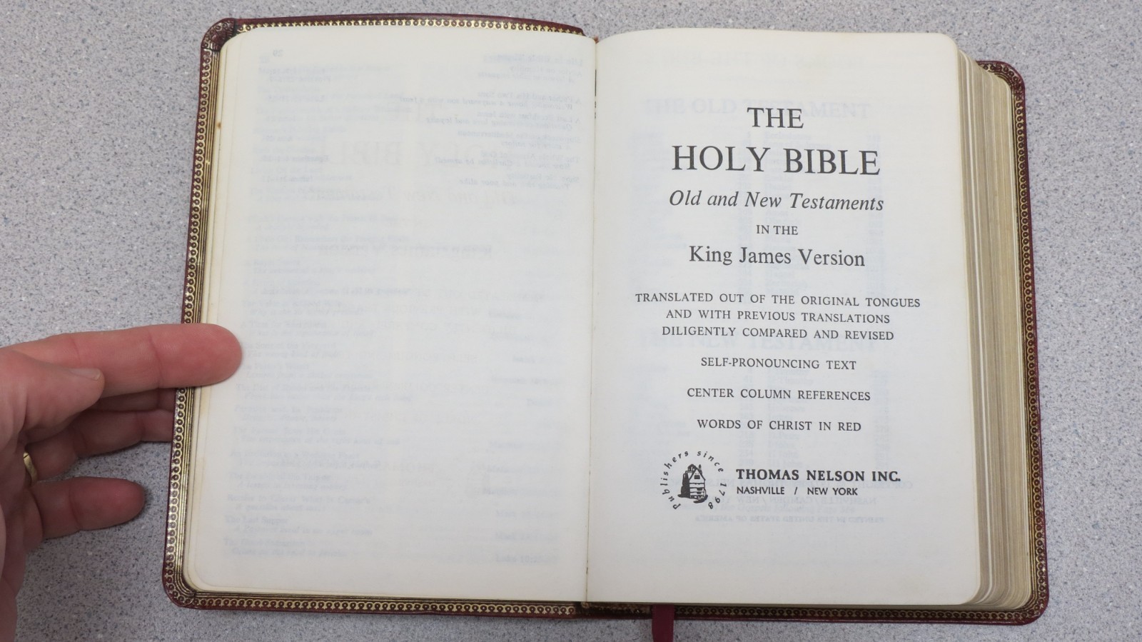 Holy Bible KJV Nelson 484BG – 1972 – Genuine Leather Cowhide