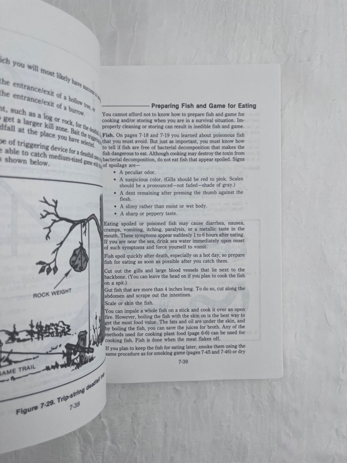 Barnes & Noble US Army Survival – FM 21-76 – Collector’s PB Book