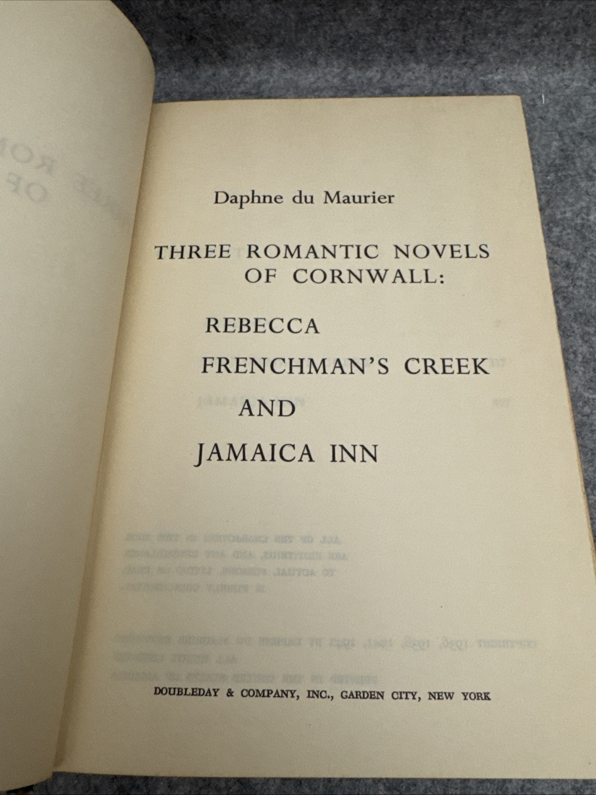 Daphne du Maurier 3 Novels of Cornwall HC Rebecca Frenchmans Creek Jamaica Inn