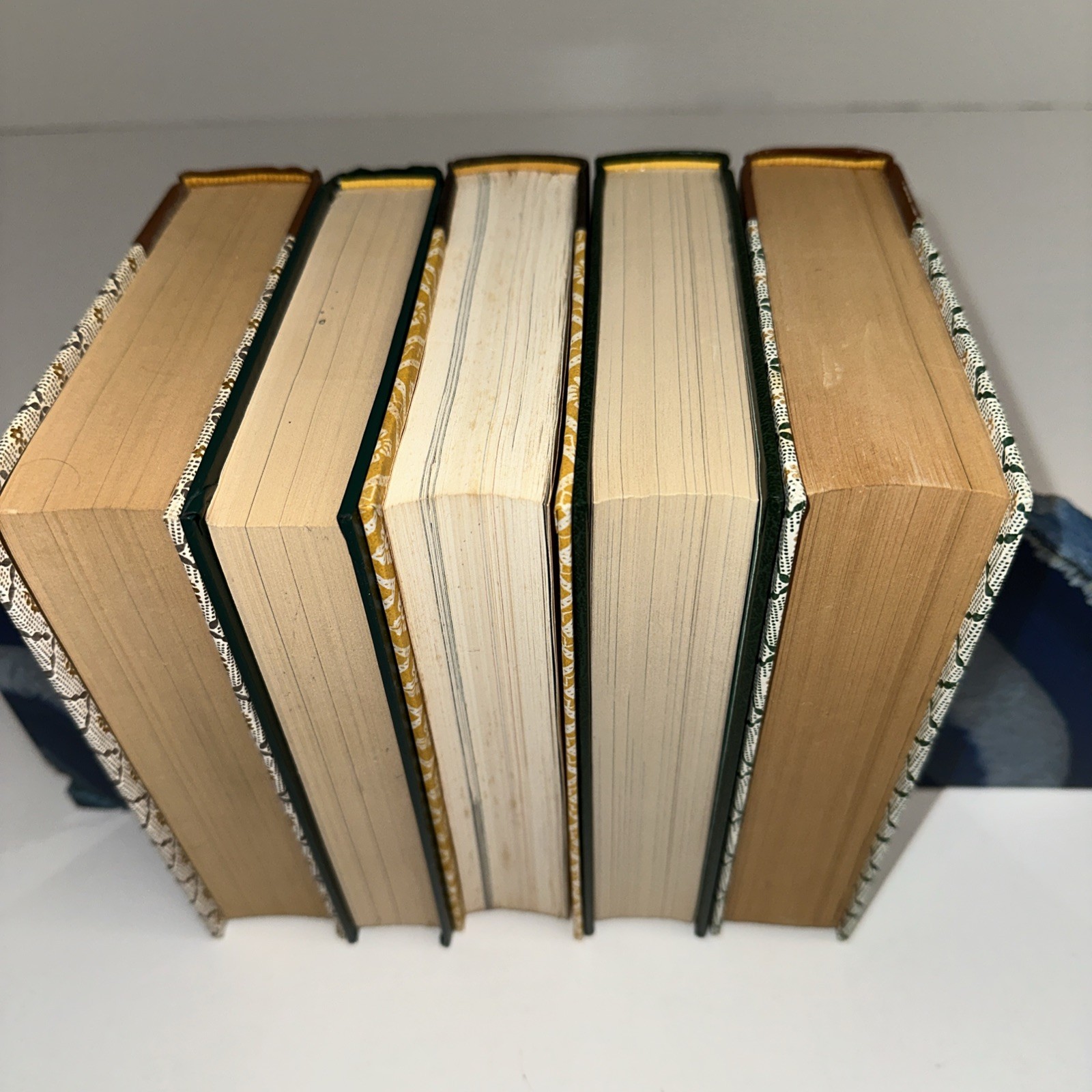 Readers Digest Condensed Books Gilded Top decorative cover 5