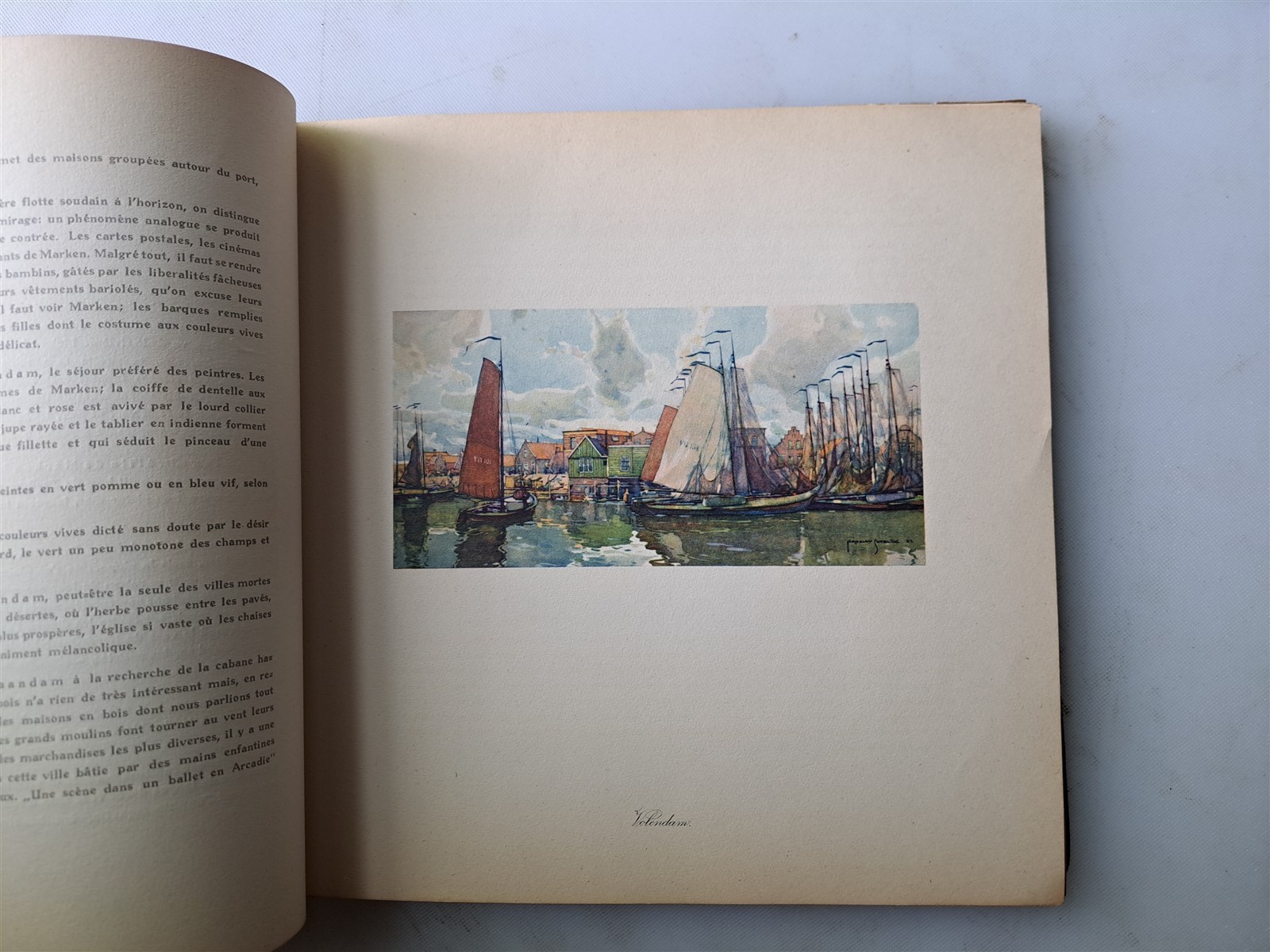 La Hollande – Circa 1924 Book of Color Illustrations of Holland