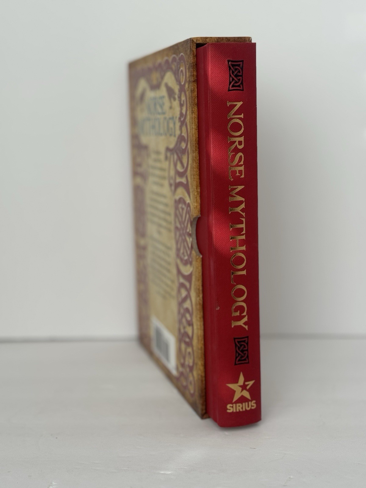 Norse Mythology Tales of Gods Sagas Heroes Deluxe Hardcover Slipcase 2018