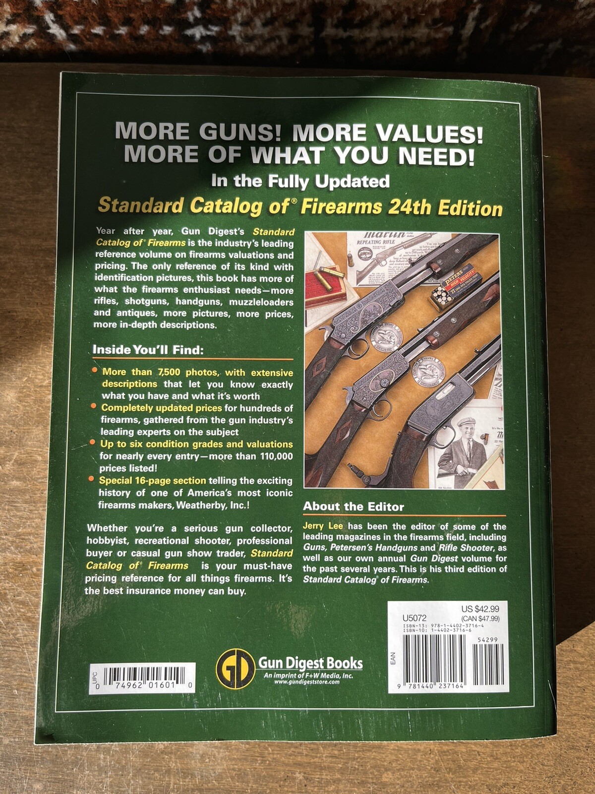 Standard Catalog of Firearms: The Collector’s Price and Reference Guide Gun Book
