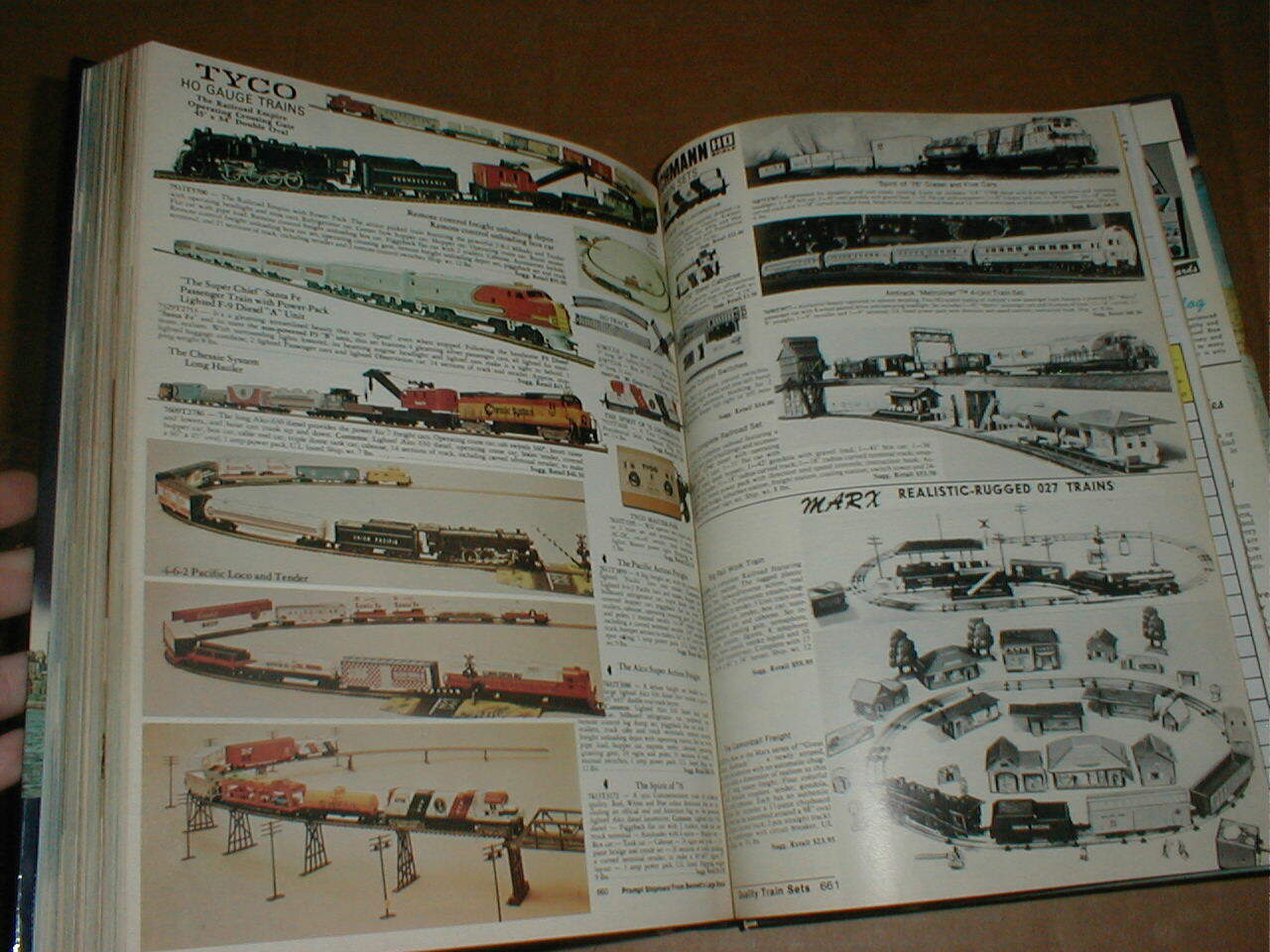 VTG 1975 Bennett Blue Book of Quality Merchandise Guide Gift Catalog Magazine