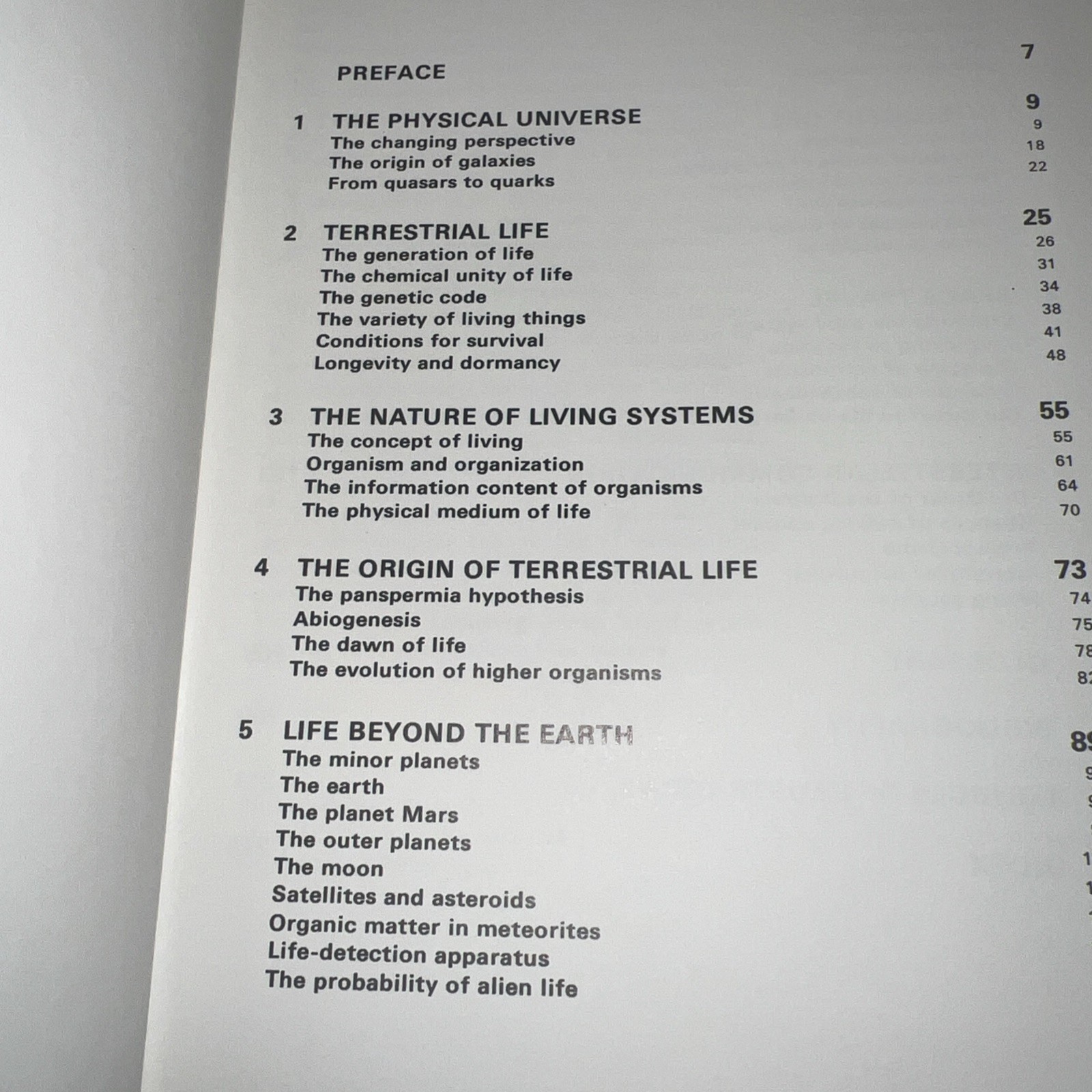 Planets And Life By P.H.A. Sneath Funk & Wagnalls 1970