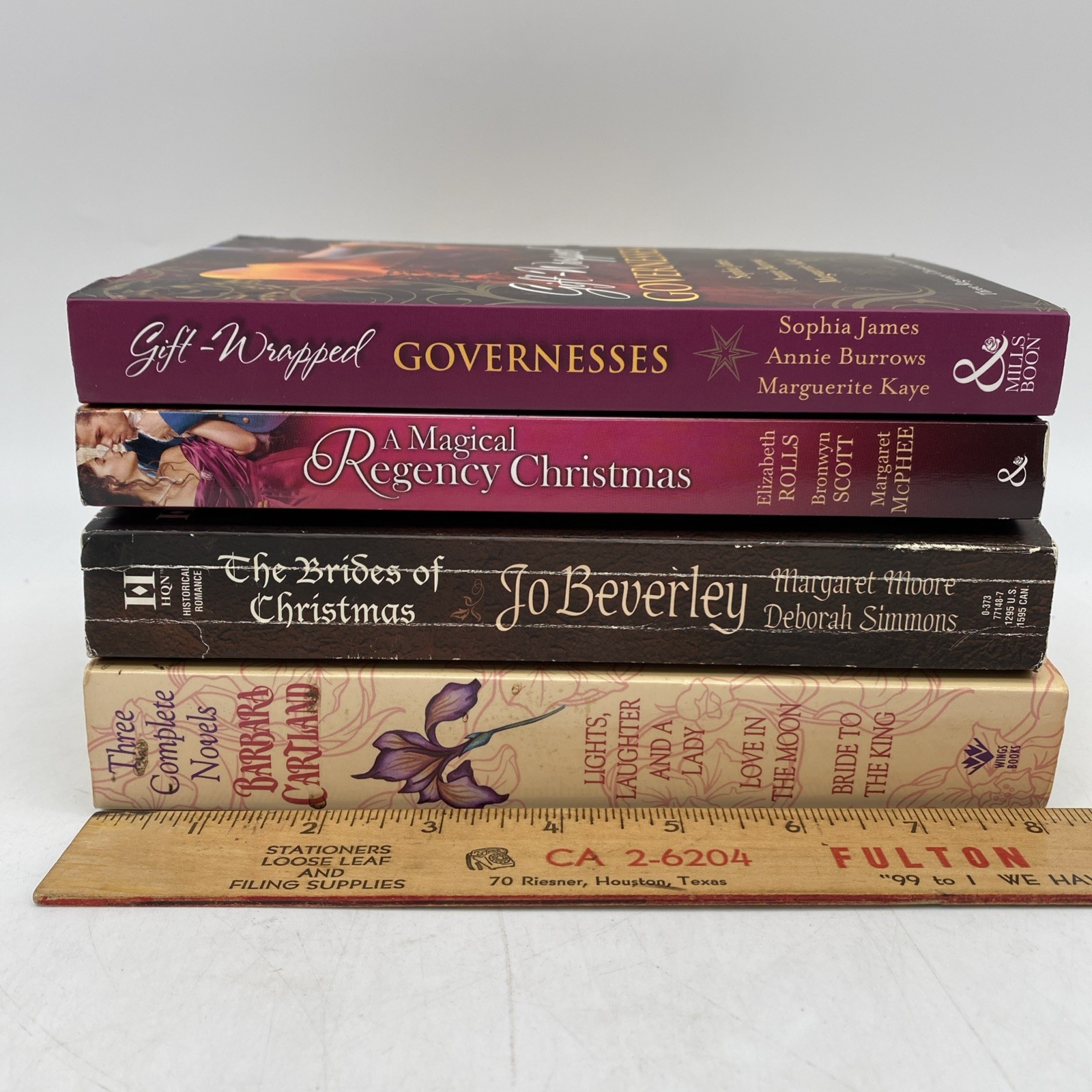 Lot of 4 Omnibus Editions Romance Trade Paperback Novels 12 Stories -Description