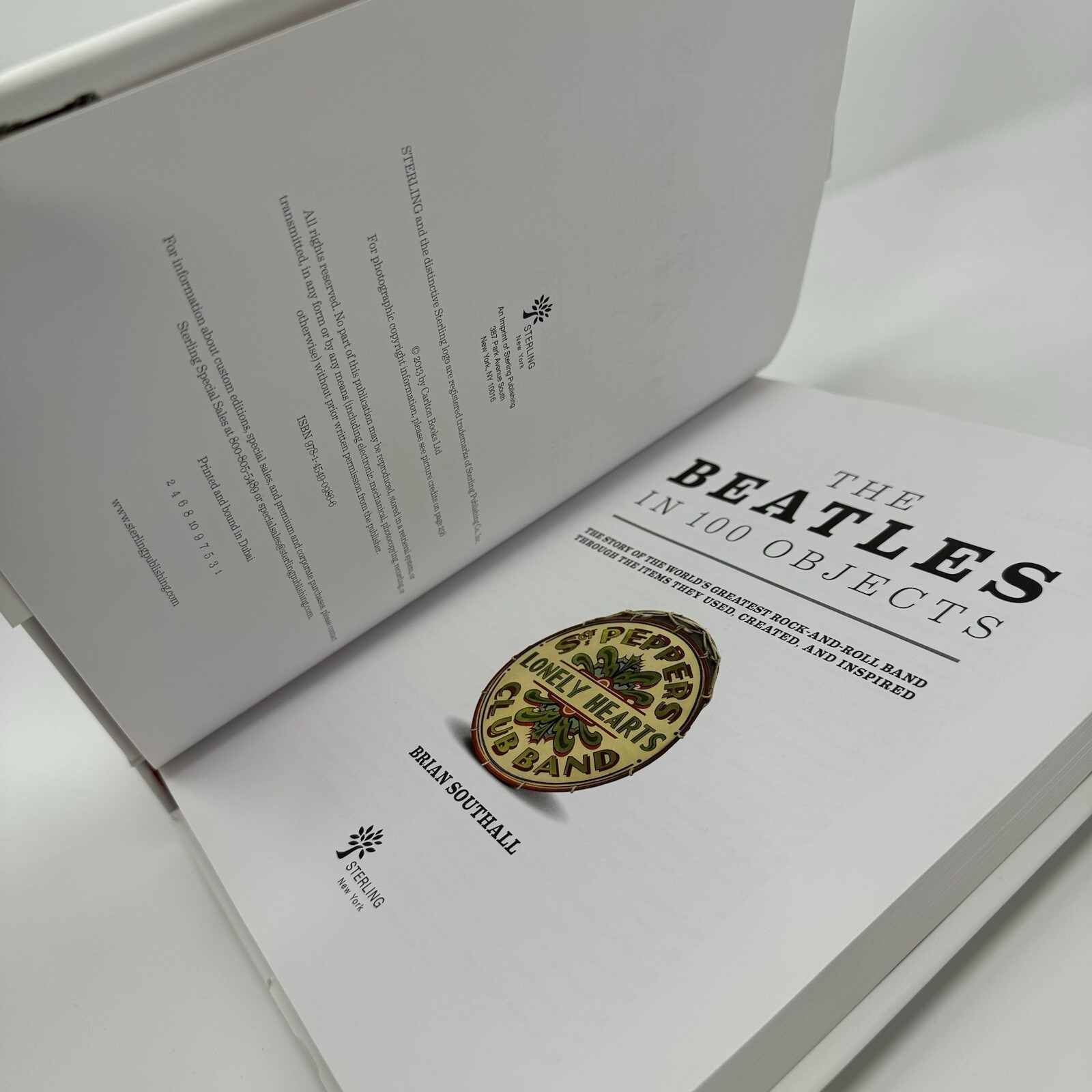 Beatles in 100 Objects, Sgt. Peppers Lonely Hearts Club,Hardcover w/Dust Jacket