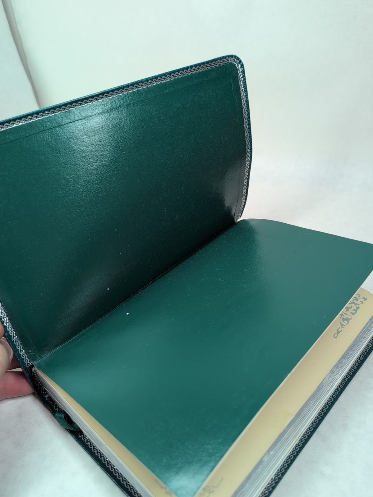 Holy Bible Nelson 595TL, Bonded Leather , Red Letter Teal, 1988