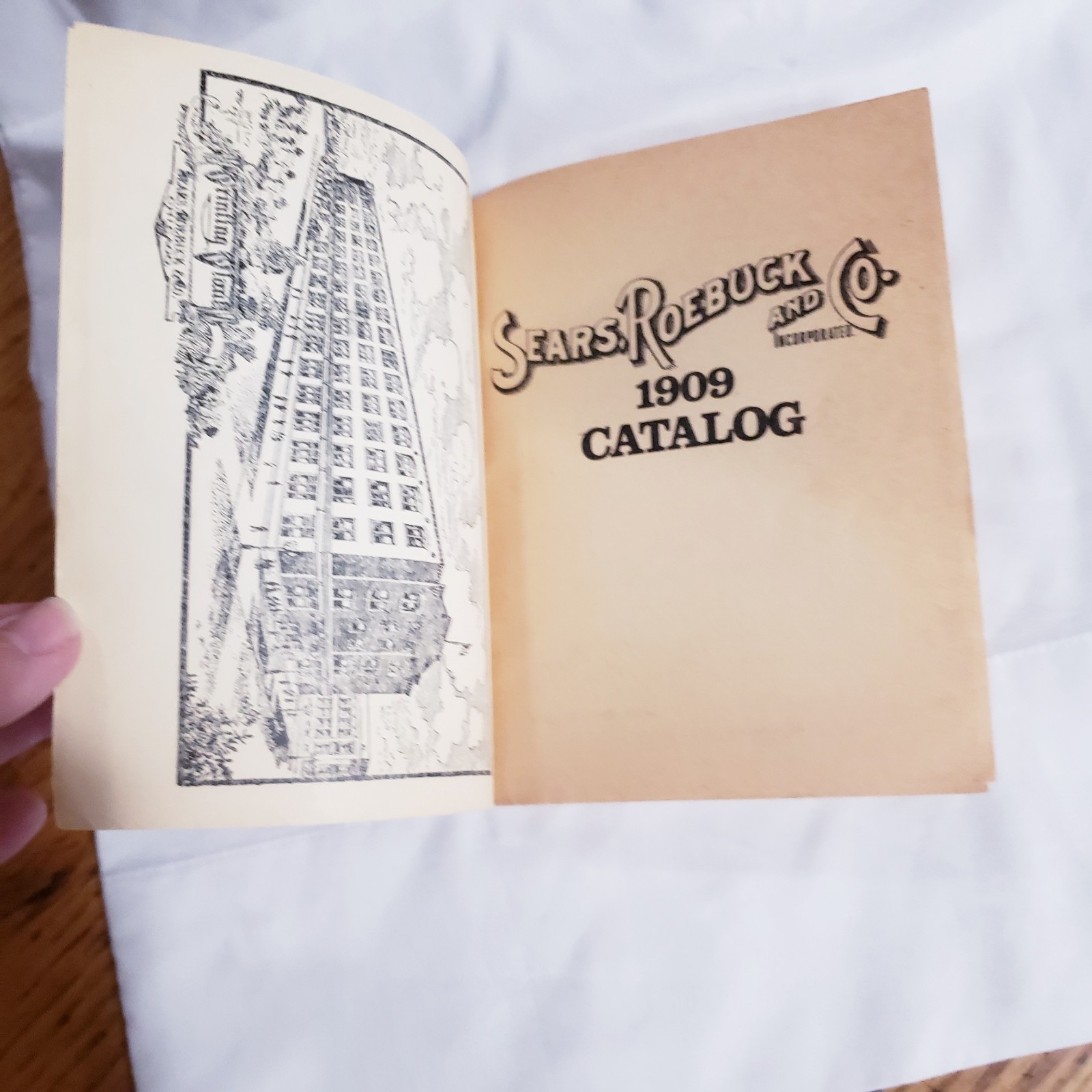 Vintage Sears Roebuck & Co 1909 Catalog Consumer’s Guide Ventura Books 1979 PB