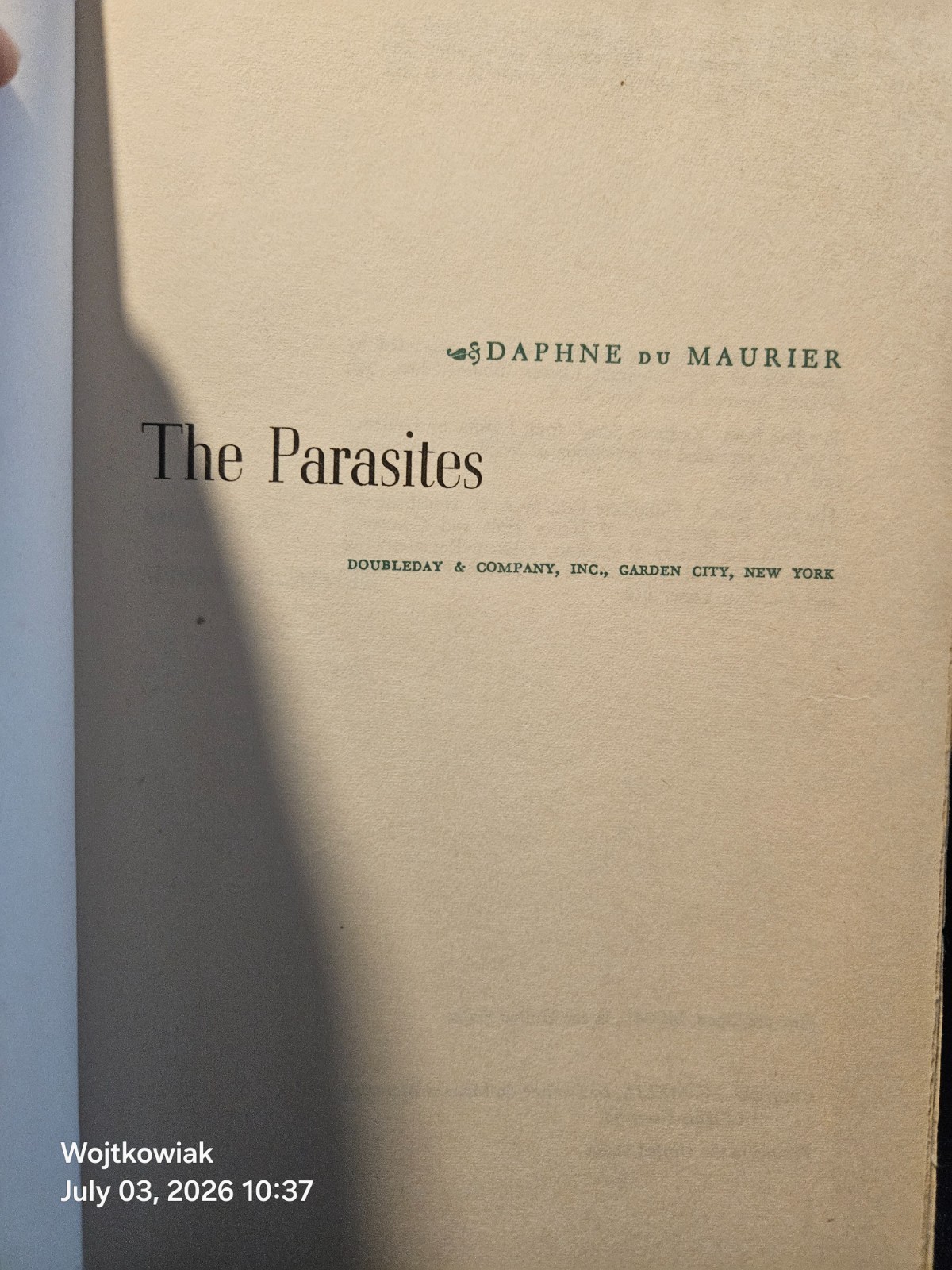 107# Daphne du Maurier 2 Book Lot Parasites 1950 House on Strand 1969 HC