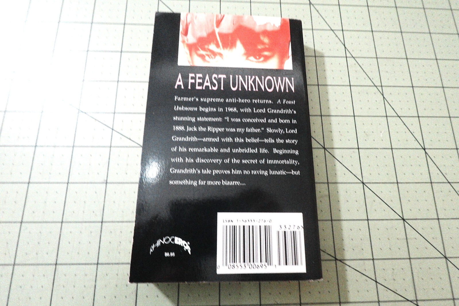 A FEAST UNKNOWN BY PHILIP JOSE FARMER 1995 PULP SCIENCE FICTION SLEAZE CLASSIC