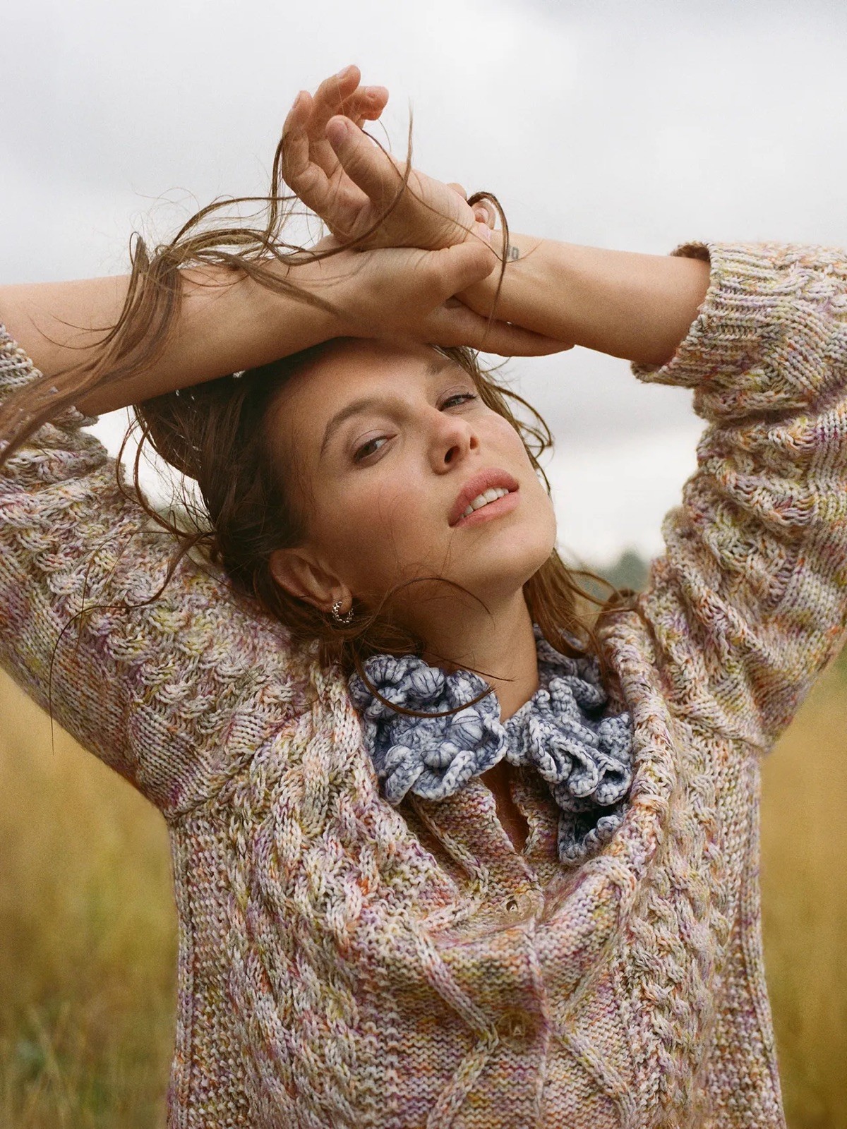 VOGUE UK-BRITISH MAGAZINE-DECEMBER 2025-MILLIE BOBBY BROWN-Brand New
