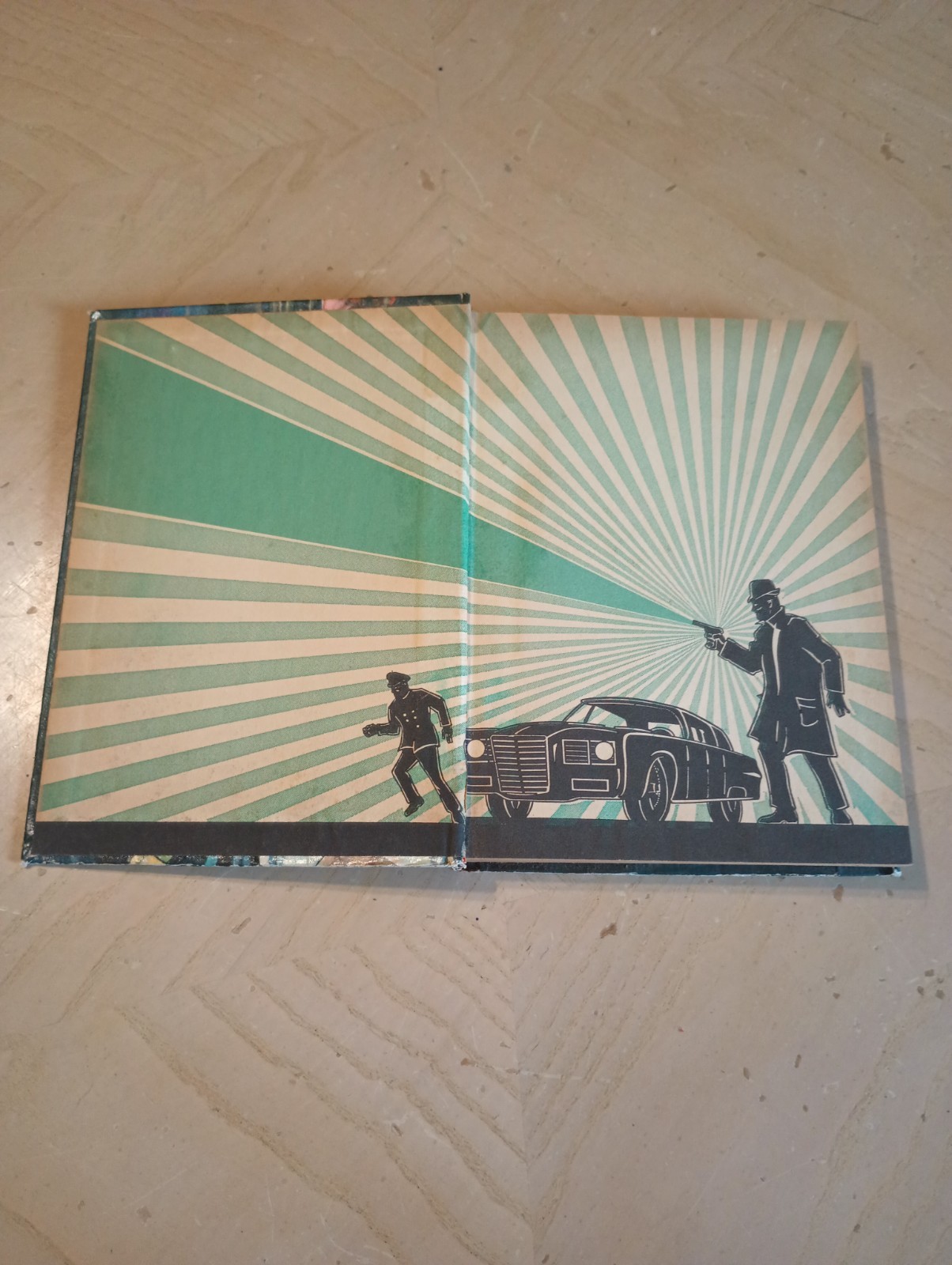 Crime Thriller The Green Hornet The Case of the Disappearing Doctor 1st Ed. 16
