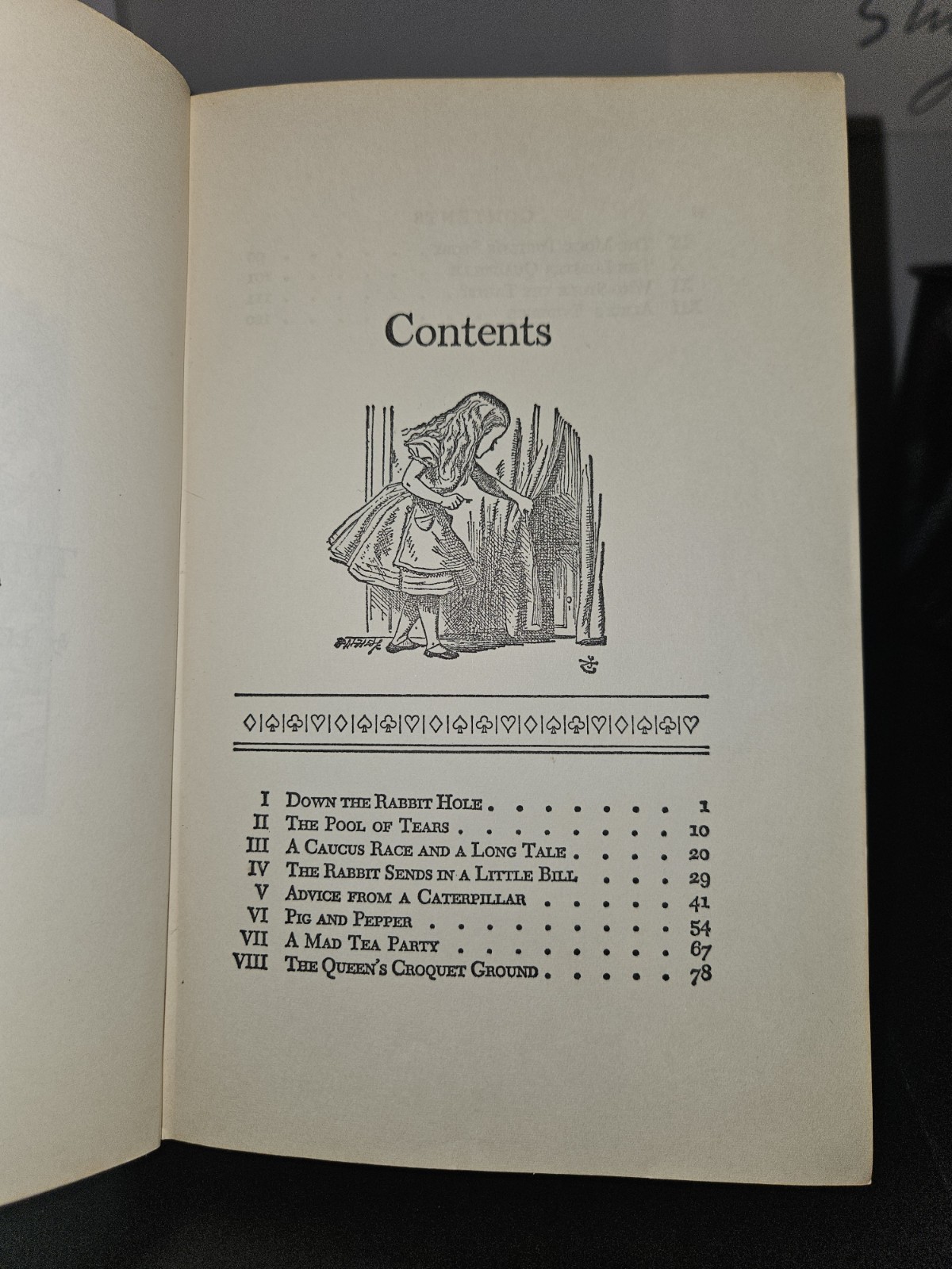 Best Loved Classics Alice in Wonderland Through the Looking Glass L Carroll HC