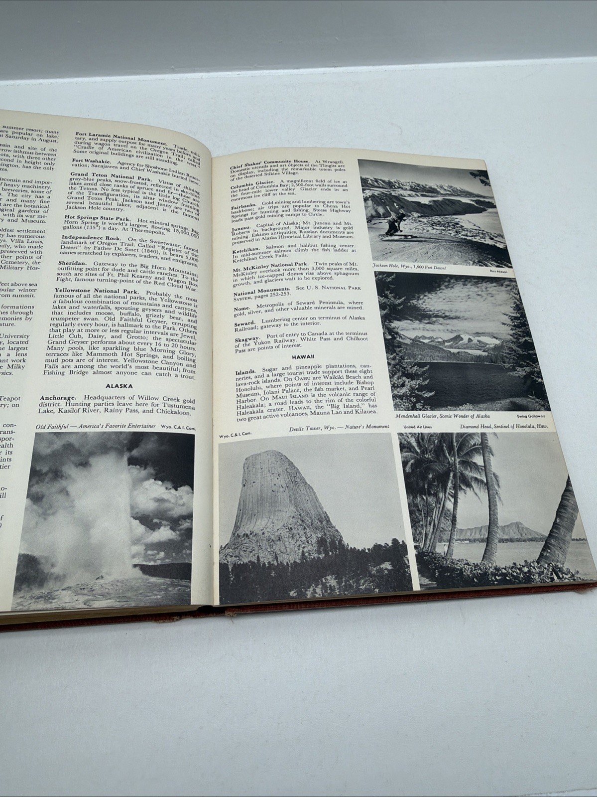 Vintage Rand McNally & Company Standard Atlas of the World – 1953