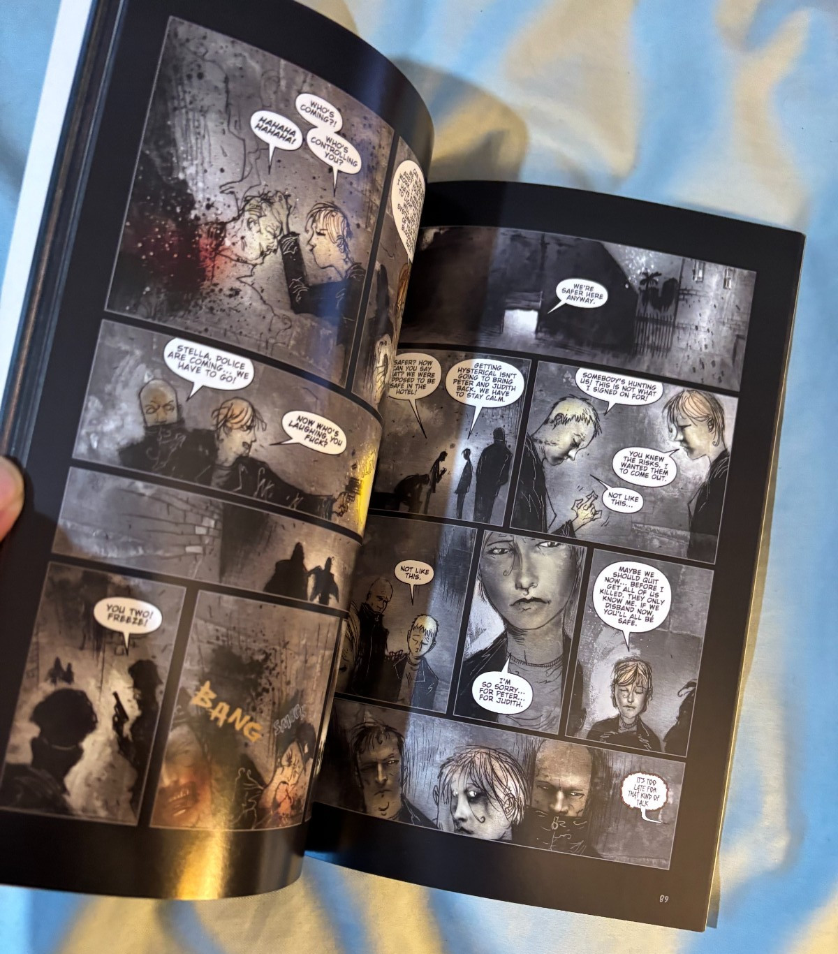 30 Days of Night: Dark Days – Movie Tie In trade PB VG++ graphic novel – vampire