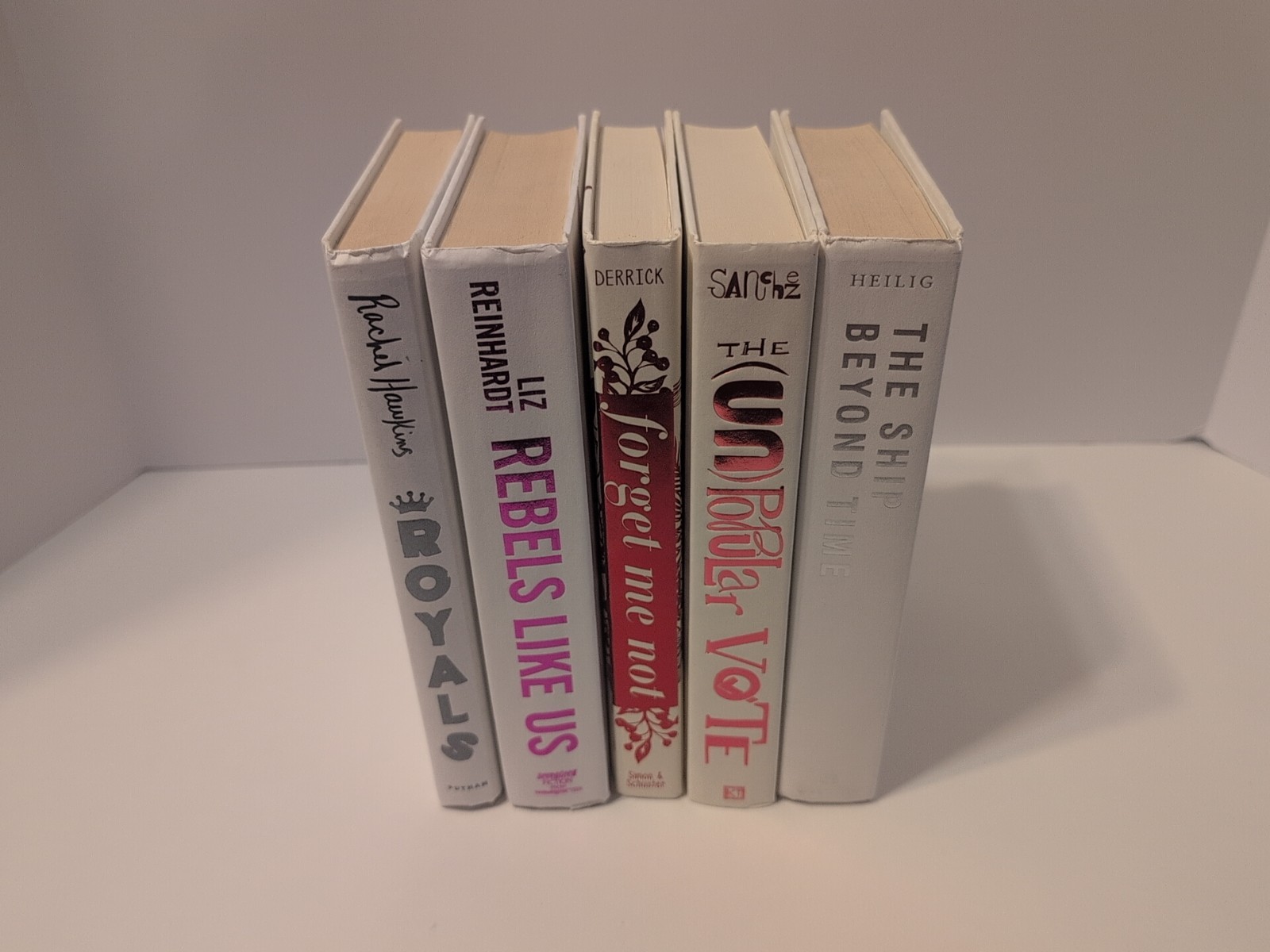 RANDOM Lot of 5 Hardcover Decor Books WHITE CREAM Shade Staging Home Decor Props