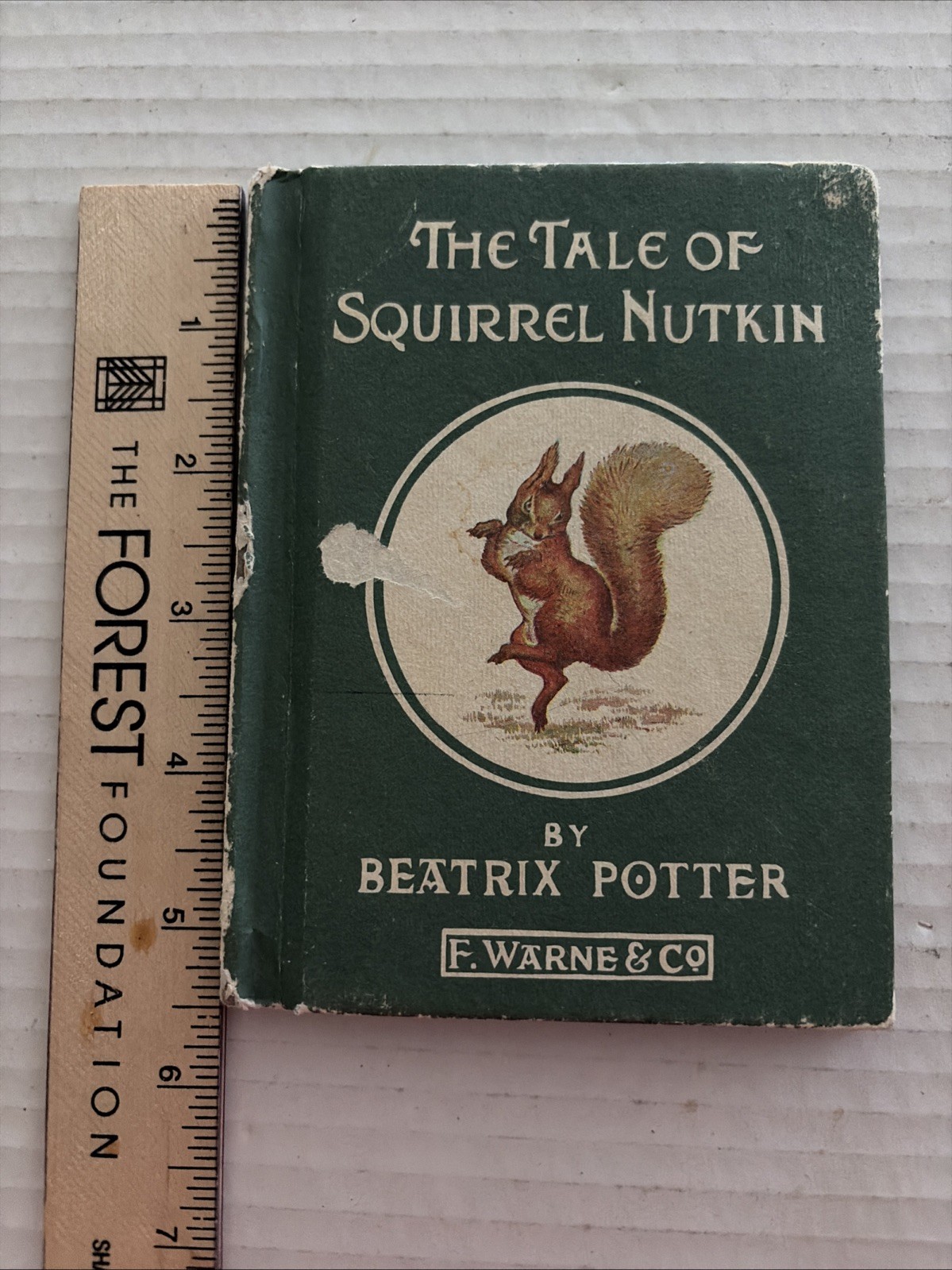 Beatrix Potter The Tale of Squirrel Nutkin – Frederick Warne – 1903/1931