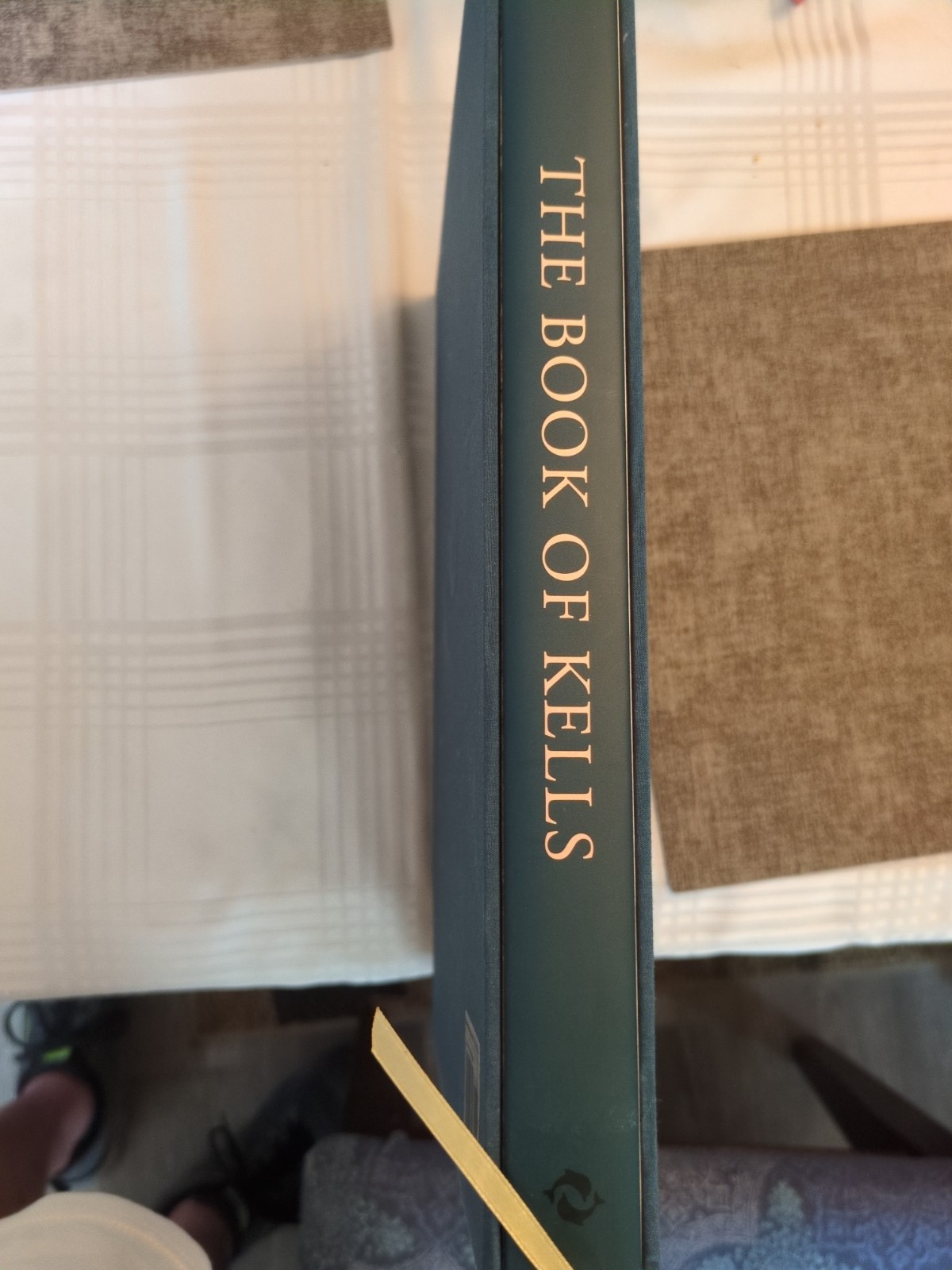 The Book of Kells by Meehan, Bernard (Hardcover With Sleeve)