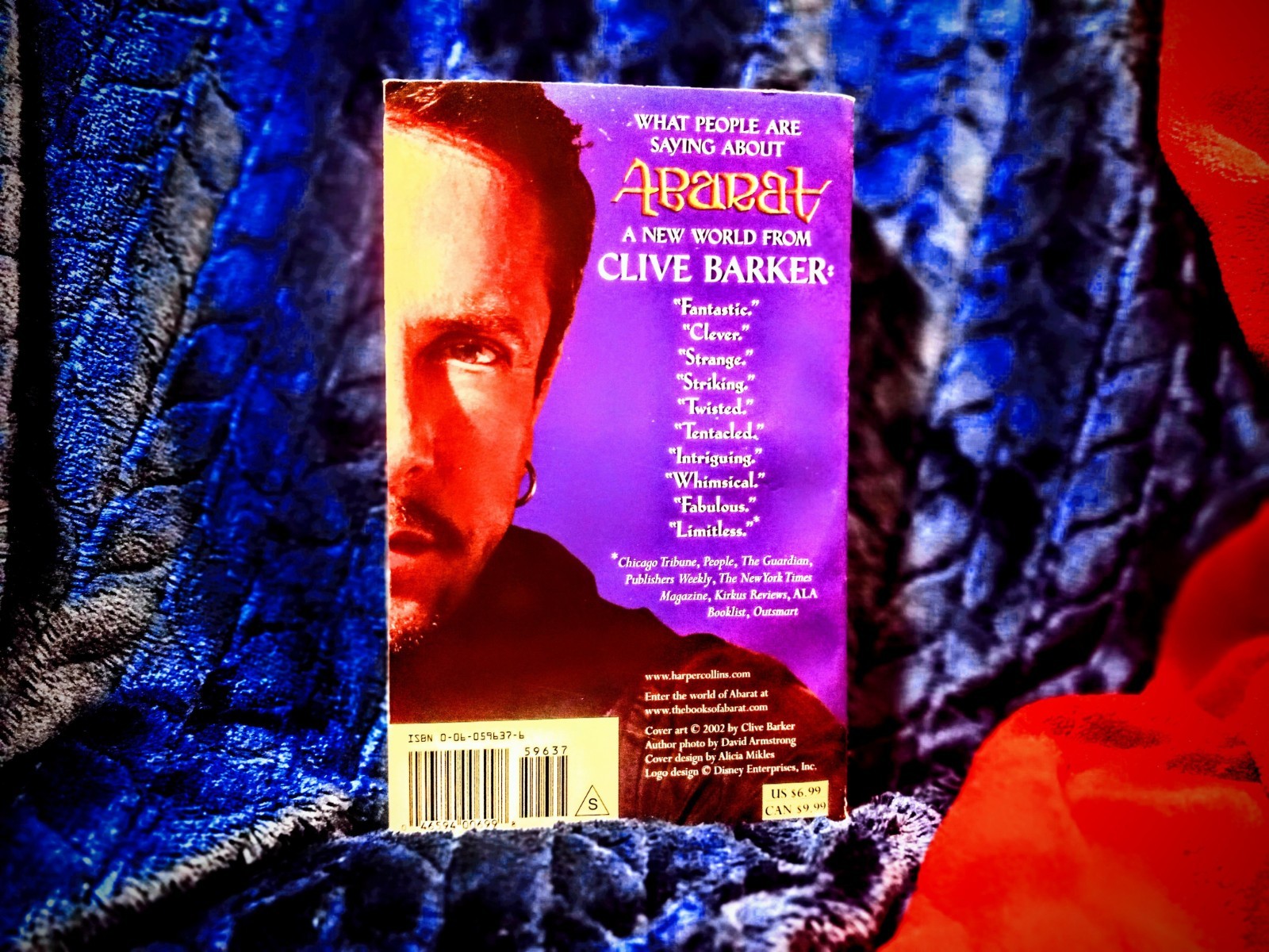 Vintage Clive Barker Novel Abarat (Book One) 2004 Paperback Fantasy Fiction Book