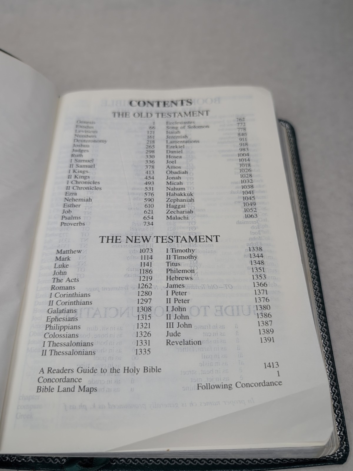 Holy Bible Nelson 595TL, Bonded Leather , Red Letter Teal, 1988
