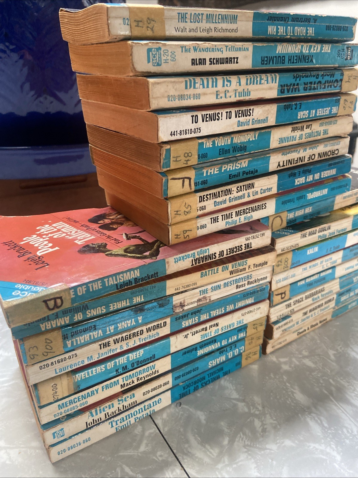 Vintage Ace Double Paperbacks SCI-FI lot of 24 science fiction novels 1960s